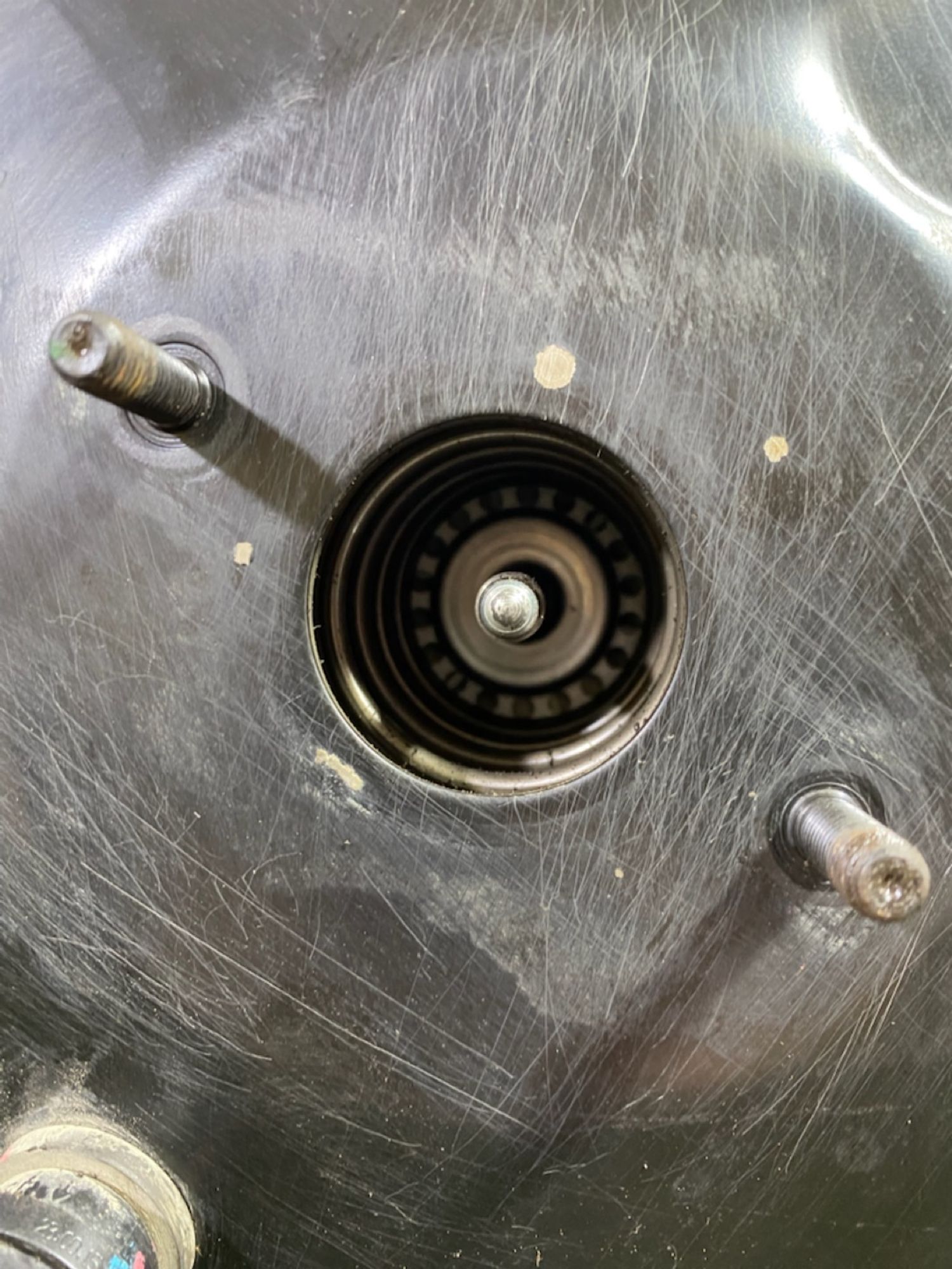 https://gcs.partsauto.market/rn-stockpro.appspot.com/thmbs/userImages/7493bedda53ffbba18042670cc6fed05/part/2da4674b-9993-4d60-aebf-4b86ebe5a941_1747395936002.jpg