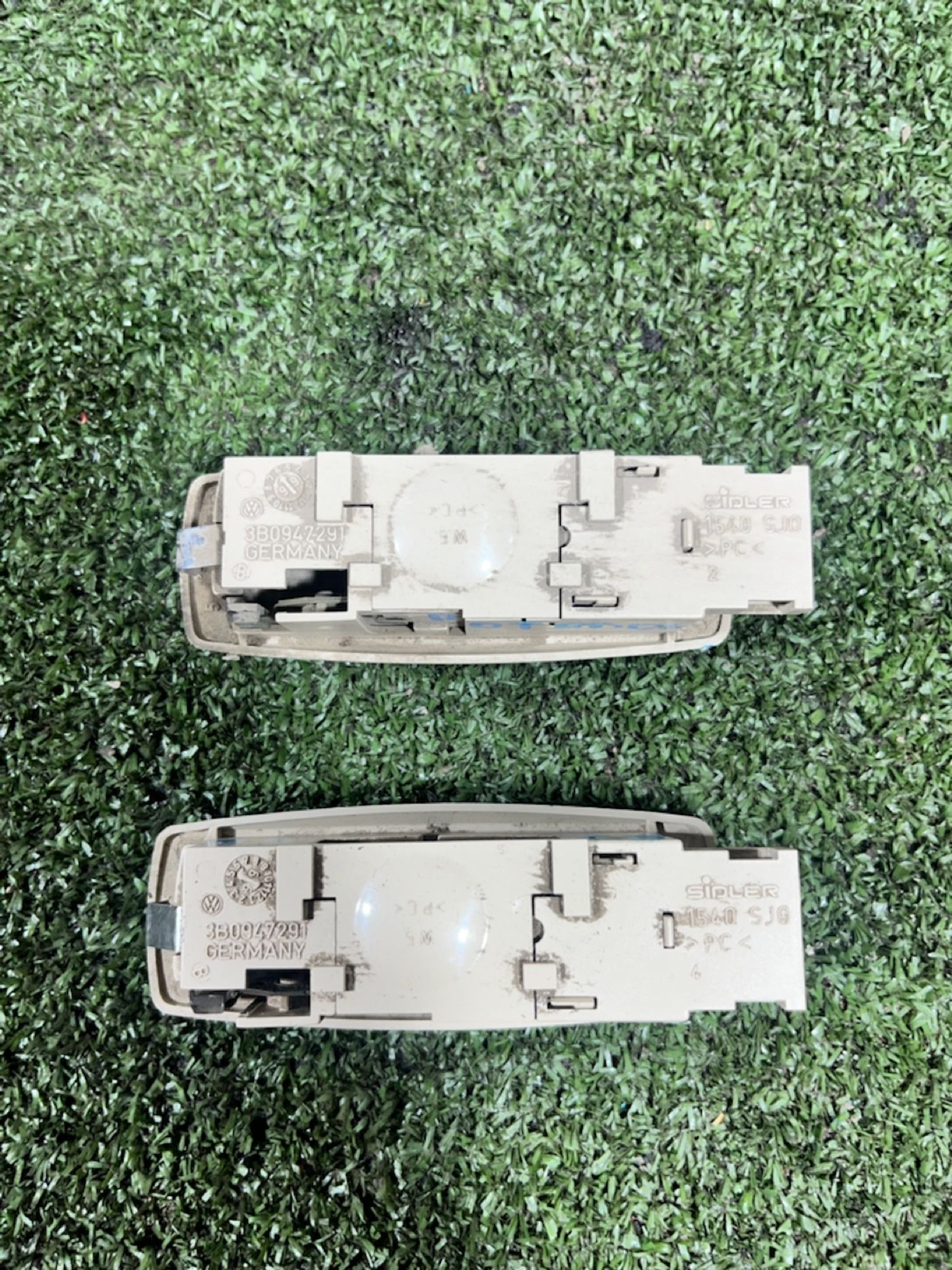 https://gcs.partsauto.market/rn-stockpro.appspot.com/thmbs/userImages/7493bedda53ffbba18042670cc6fed05/part/3010608f-41bd-4c51-b3f3-a1efb43ca819_1733930958759.jpg