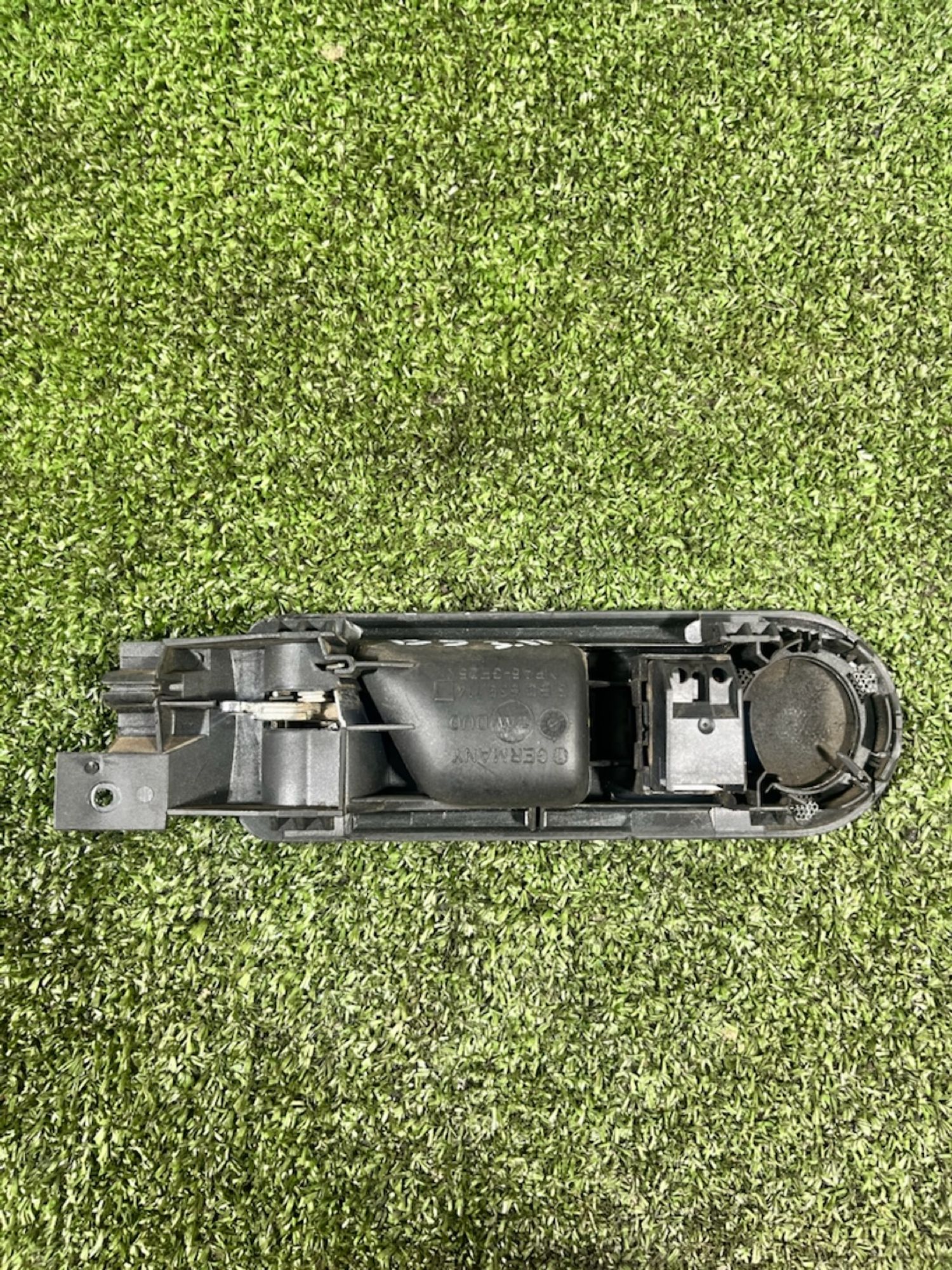 https://gcs.partsauto.market/rn-stockpro.appspot.com/thmbs/userImages/7493bedda53ffbba18042670cc6fed05/part/32f48c52-9f65-4cc4-aea8-3c5f003d7f65_1733909186007.jpg