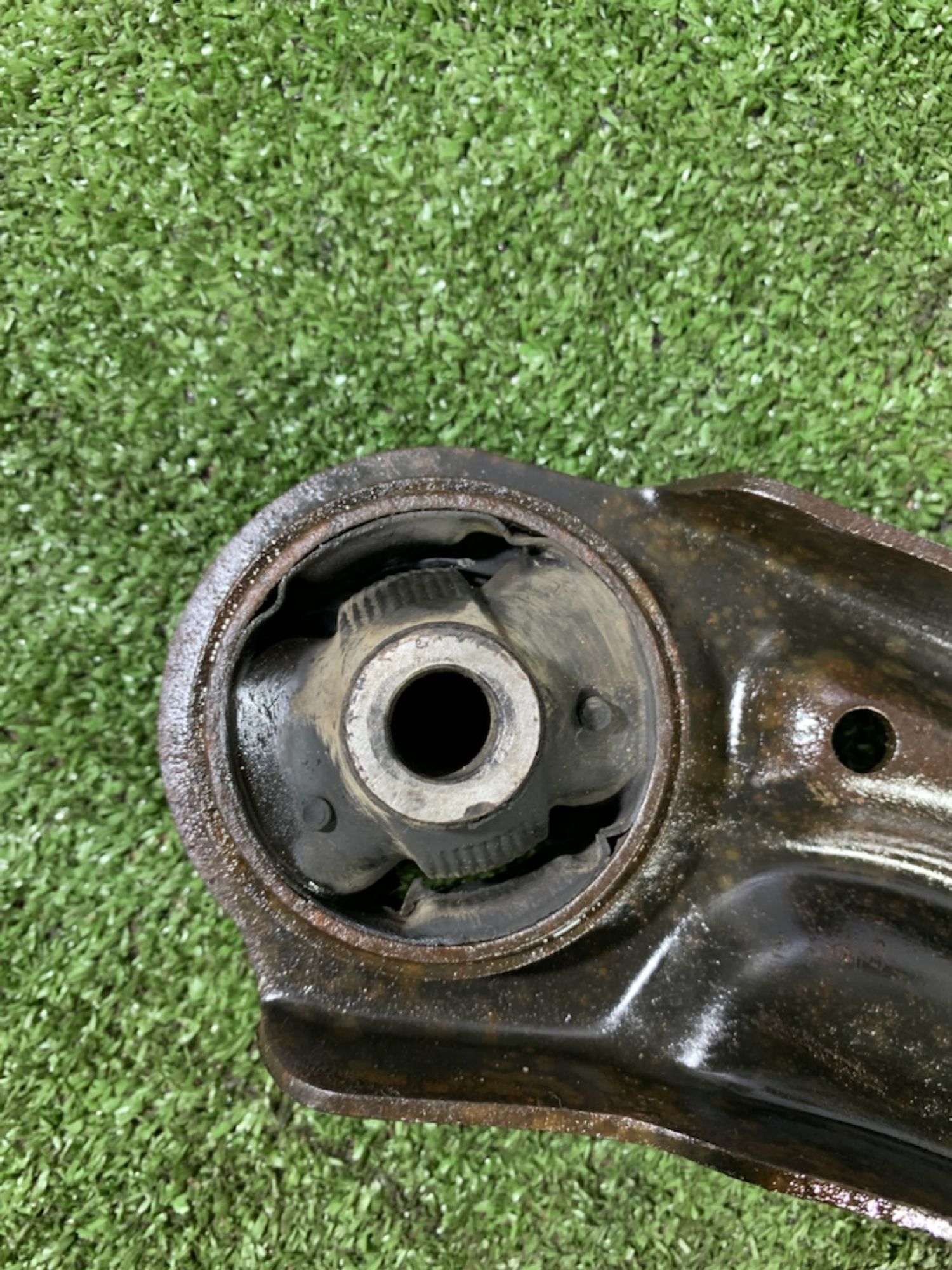 https://gcs.partsauto.market/rn-stockpro.appspot.com/thmbs/userImages/7493bedda53ffbba18042670cc6fed05/part/36cfa9fb-7753-4508-95e5-a412972741a5_1733817795150.jpg