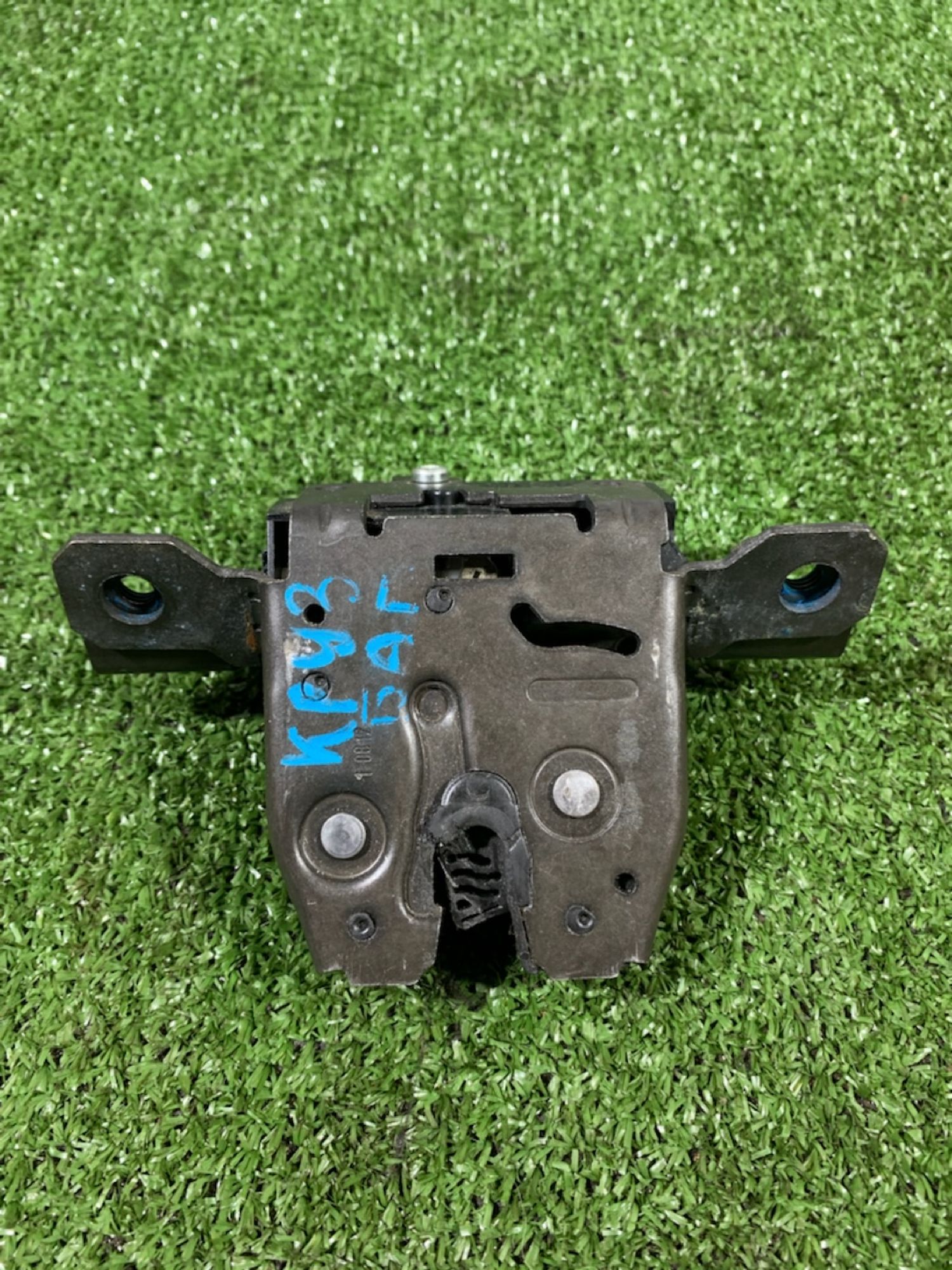 https://gcs.partsauto.market/rn-stockpro.appspot.com/thmbs/userImages/7493bedda53ffbba18042670cc6fed05/part/3ae5e42e-1808-4273-ab7c-0a7547edab8e_1732715877313.jpg