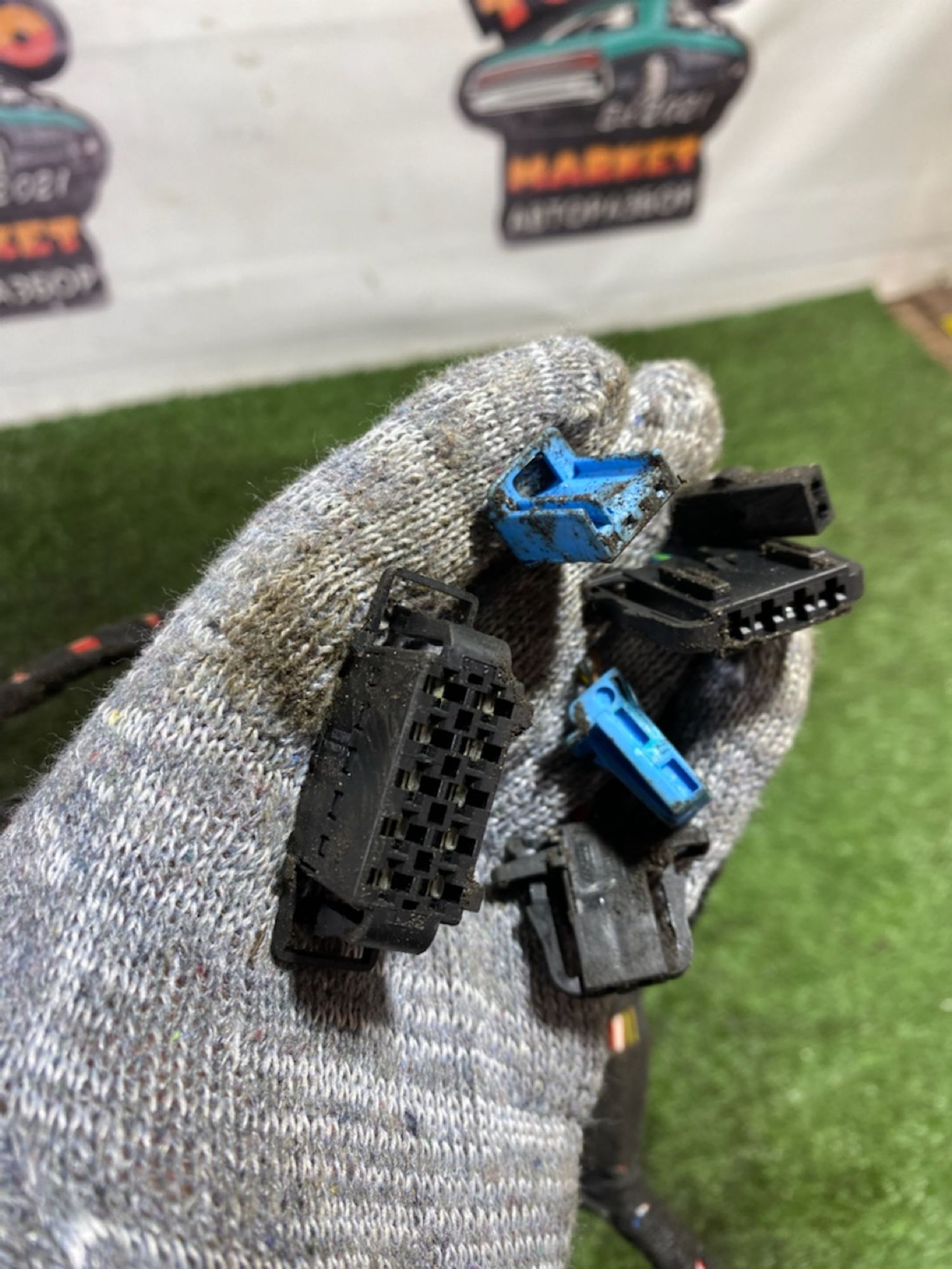 https://gcs.partsauto.market/rn-stockpro.appspot.com/thmbs/userImages/7493bedda53ffbba18042670cc6fed05/part/3b6d0004-e0f4-4a75-a2fd-c47740c22a51_1745324792286.jpg