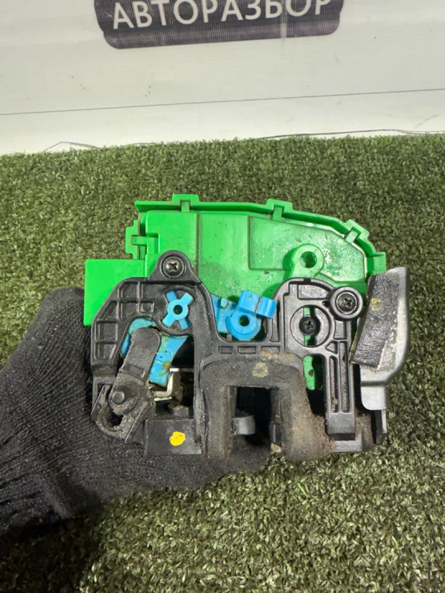 https://gcs.partsauto.market/rn-stockpro.appspot.com/thmbs/userImages/7493bedda53ffbba18042670cc6fed05/part/3cd5a472-5a28-4c42-bd5b-548ca8e0e604_1739430872991.jpg