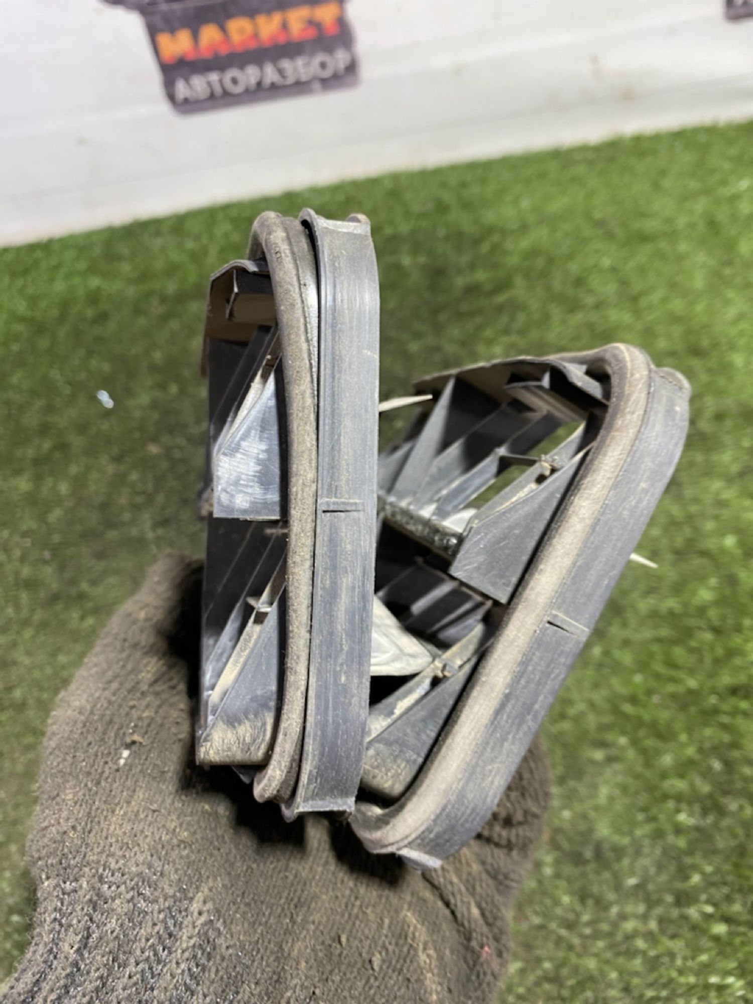 https://gcs.partsauto.market/rn-stockpro.appspot.com/thmbs/userImages/7493bedda53ffbba18042670cc6fed05/part/4d01ba03-a40d-40e3-ac4c-1dfc85c84b4e_1747398202997.jpg