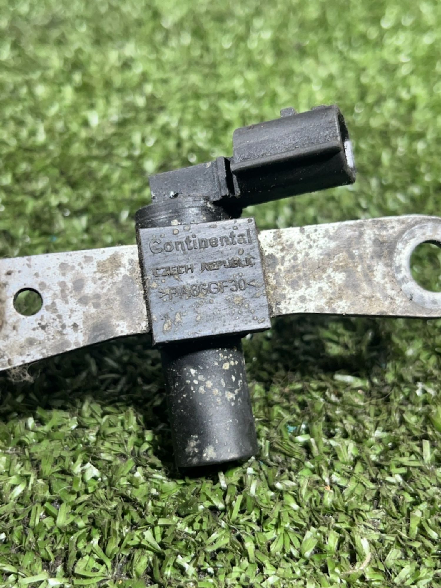 https://gcs.partsauto.market/rn-stockpro.appspot.com/thmbs/userImages/7493bedda53ffbba18042670cc6fed05/part/4d0888e8-cdf6-4e5c-8495-f7e488e4afa7_1733318291846.jpg