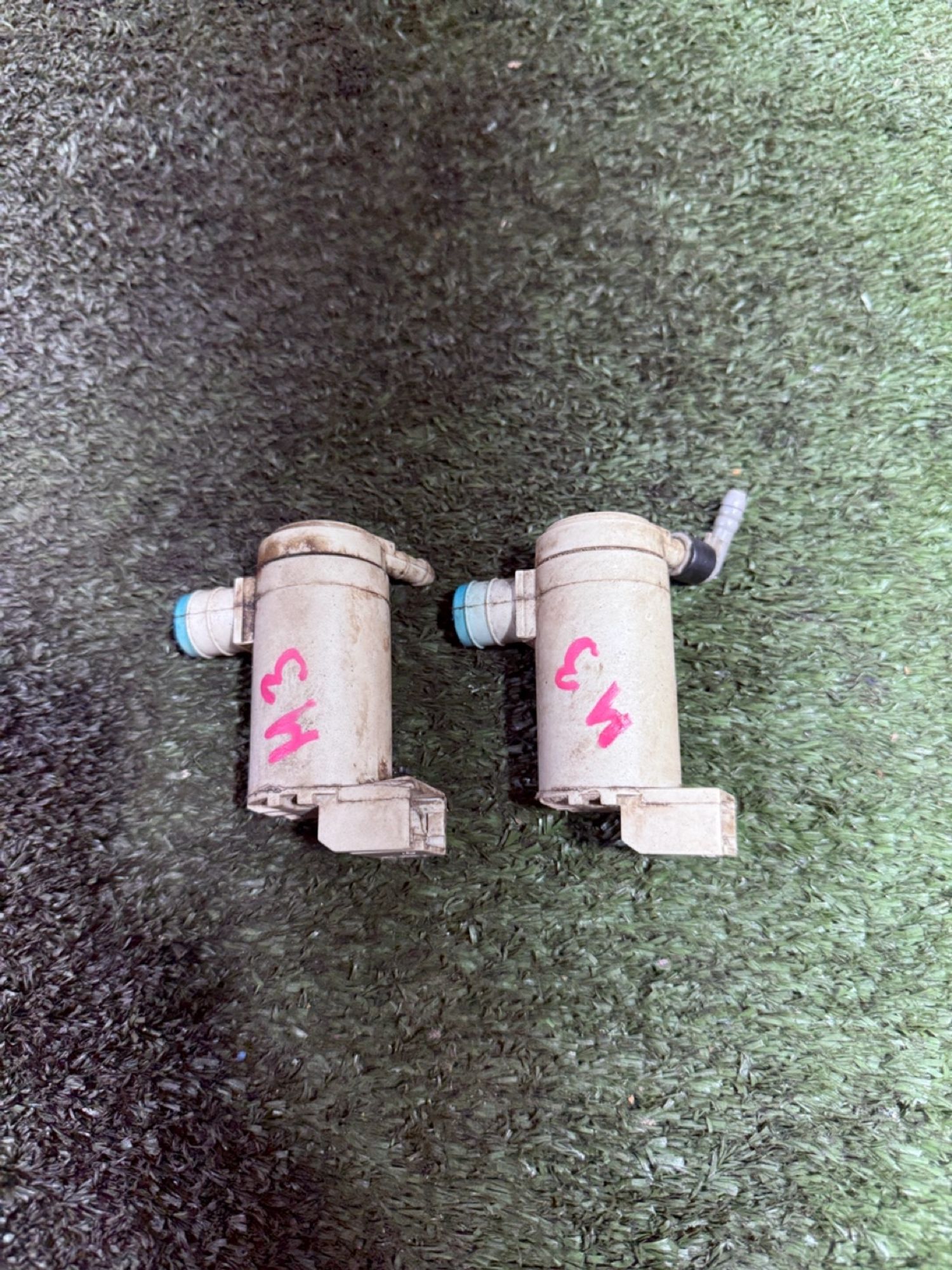 https://gcs.partsauto.market/rn-stockpro.appspot.com/thmbs/userImages/7493bedda53ffbba18042670cc6fed05/part/4e1a0b2a-655b-4c23-958e-751871d575e4_1747921878467.jpg
