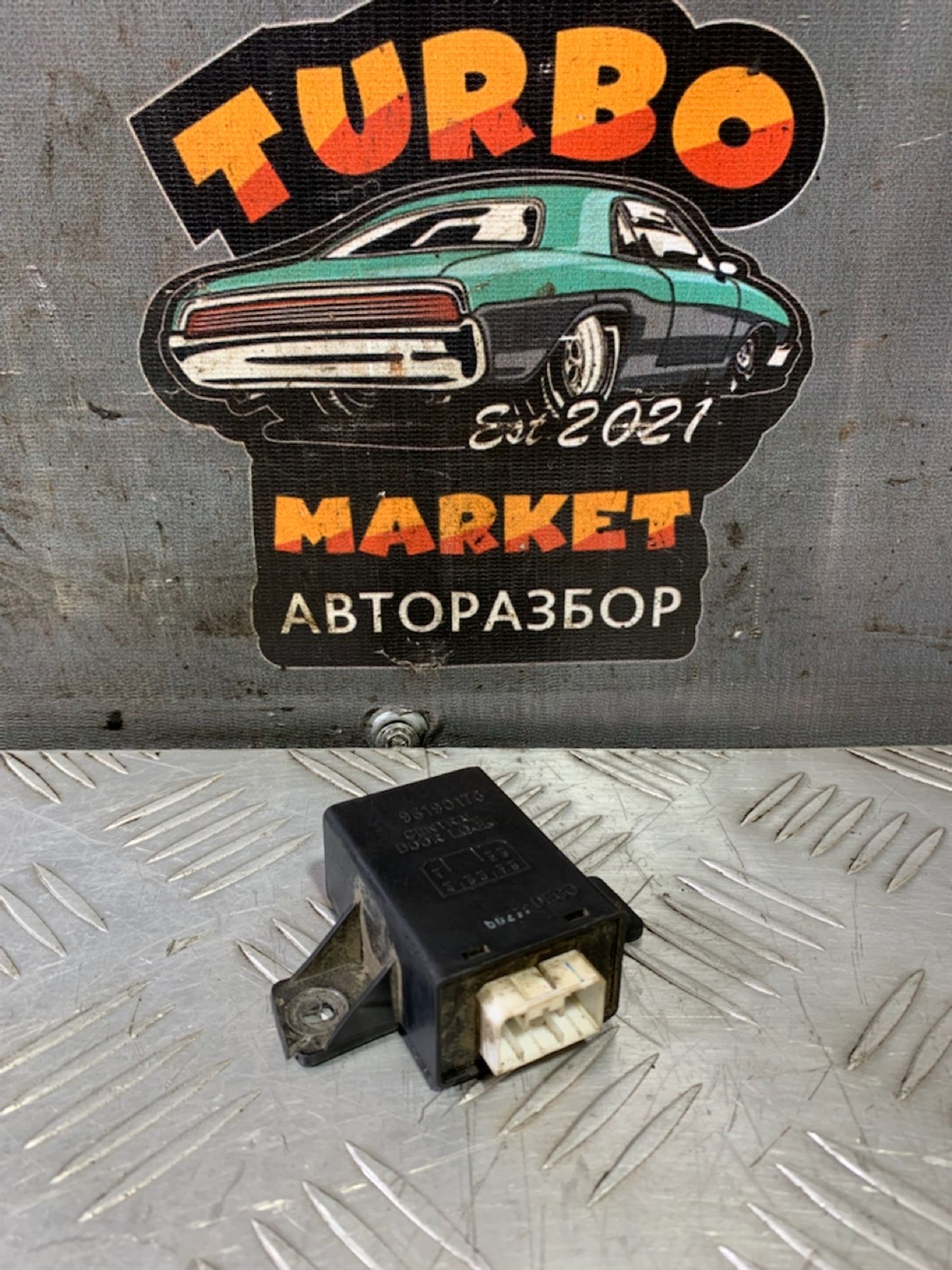 https://gcs.partsauto.market/rn-stockpro.appspot.com/thmbs/userImages/7493bedda53ffbba18042670cc6fed05/part/4f57f060-287c-4d08-9d73-43839a934087_1729591922778.jpg