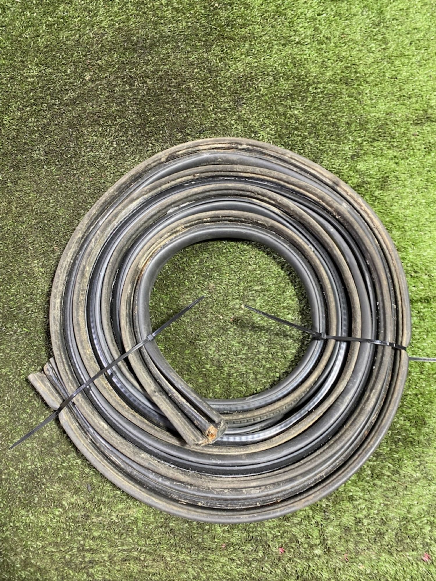 https://gcs.partsauto.market/rn-stockpro.appspot.com/thmbs/userImages/7493bedda53ffbba18042670cc6fed05/part/4fd55cc1-946d-4b3d-bf8d-3c946d68b3a1_1747319953905.jpg