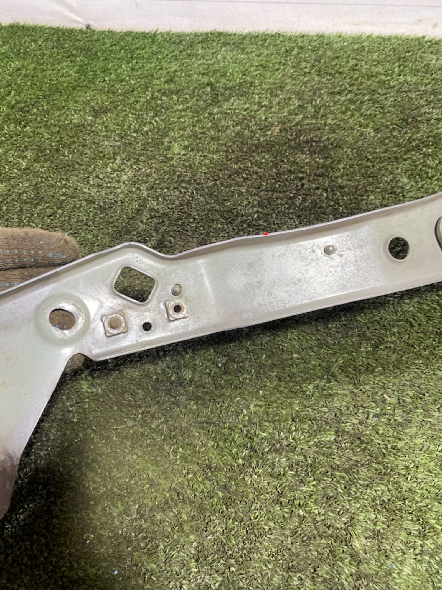 https://gcs.partsauto.market/rn-stockpro.appspot.com/thmbs/userImages/7493bedda53ffbba18042670cc6fed05/part/50b4872c-fa09-40a4-94bd-cb30bec3235c_1748867543067.jpg