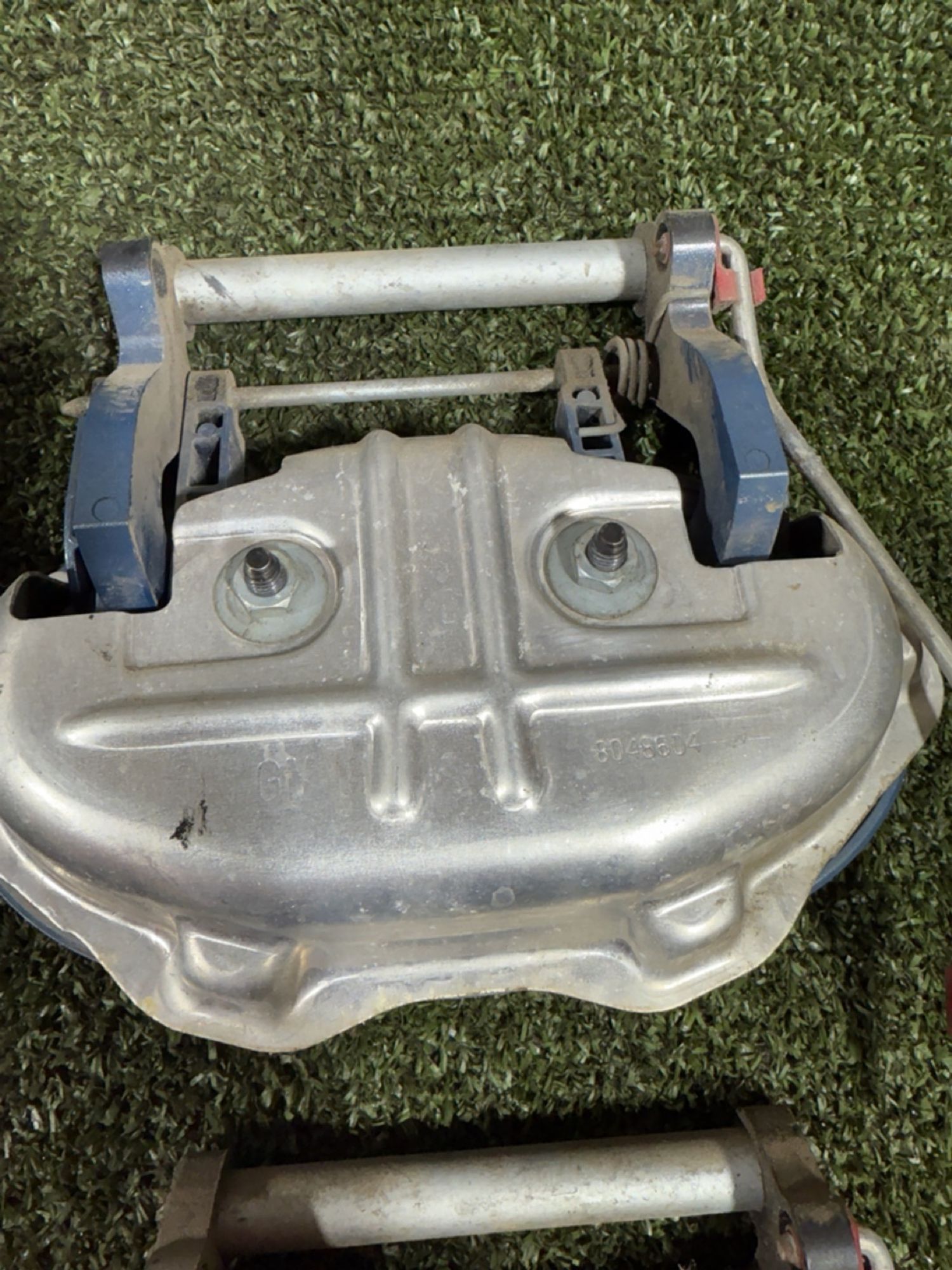 https://gcs.partsauto.market/rn-stockpro.appspot.com/thmbs/userImages/7493bedda53ffbba18042670cc6fed05/part/52ac1861-2136-4d38-965f-3cf22dede084_1737552599940.jpg