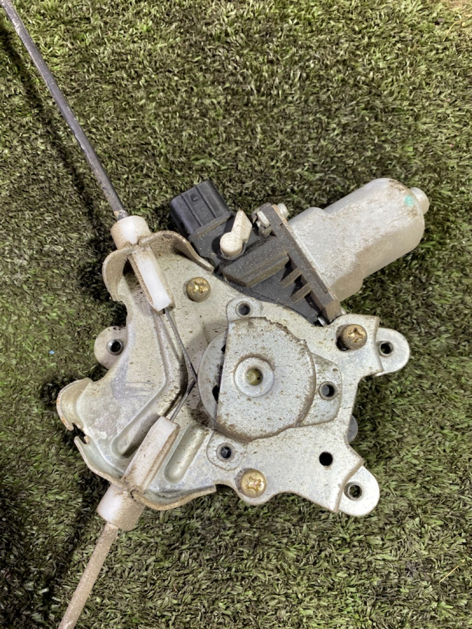 https://gcs.partsauto.market/rn-stockpro.appspot.com/thmbs/userImages/7493bedda53ffbba18042670cc6fed05/part/53bb7de8-d133-49fc-891c-ab1a00df8067_1749558996450.jpg
