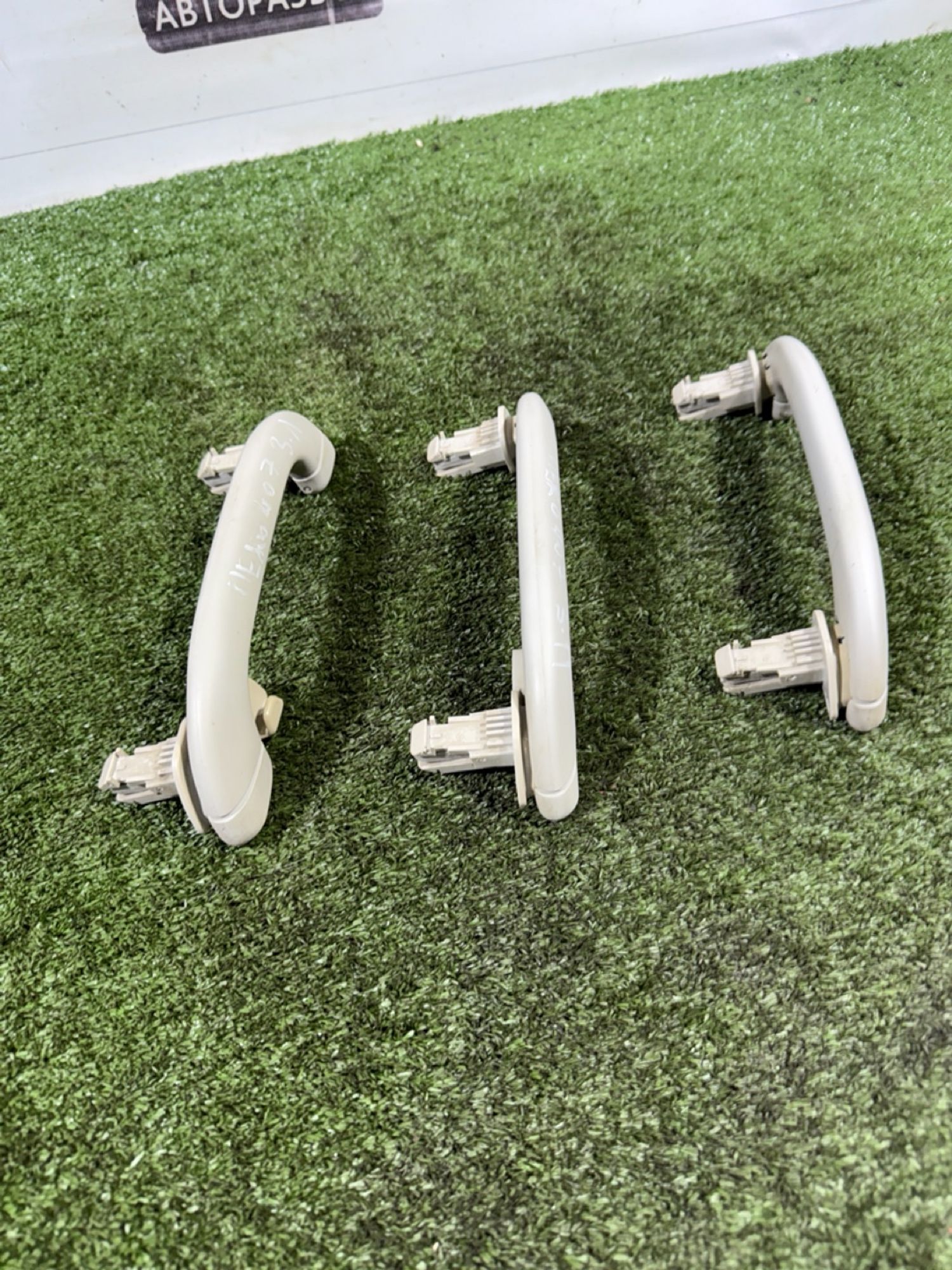 https://gcs.partsauto.market/rn-stockpro.appspot.com/thmbs/userImages/7493bedda53ffbba18042670cc6fed05/part/5becb72a-4a4b-4301-8ea7-0fac076b033f_1742471407422.jpg