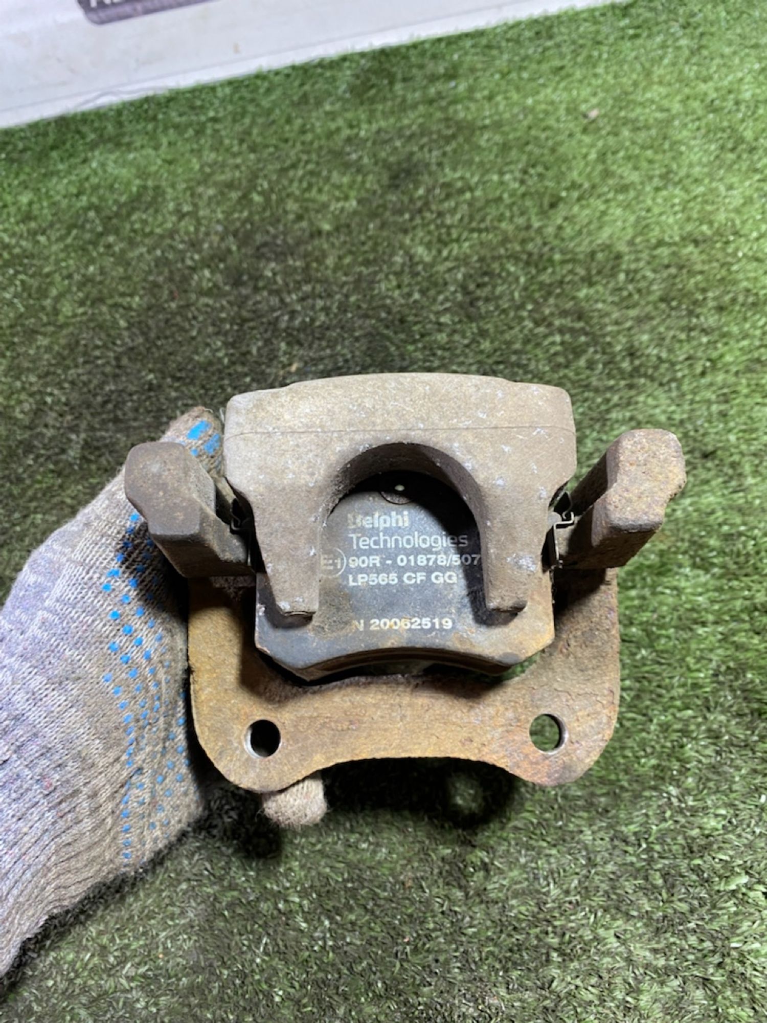 https://gcs.partsauto.market/rn-stockpro.appspot.com/thmbs/userImages/7493bedda53ffbba18042670cc6fed05/part/5f6e0aee-2317-49ae-ba04-1500b5580cd6_1748871704067.jpg