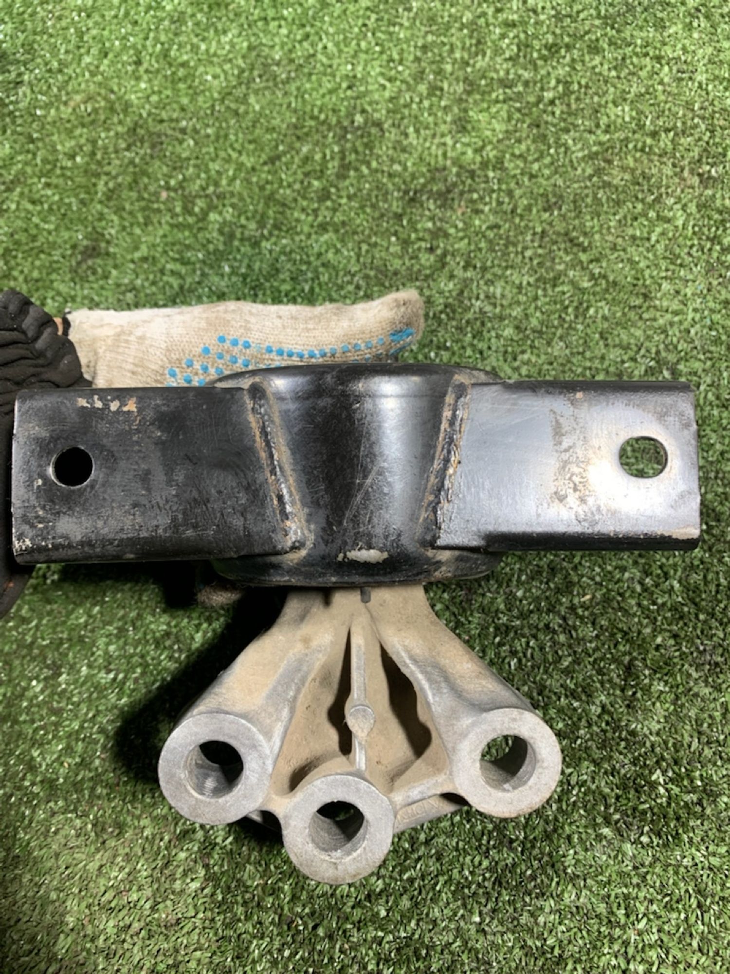 https://gcs.partsauto.market/rn-stockpro.appspot.com/thmbs/userImages/7493bedda53ffbba18042670cc6fed05/part/655a53b9-1176-4625-9d5f-ca4449ce9acc_1733812314894.jpg