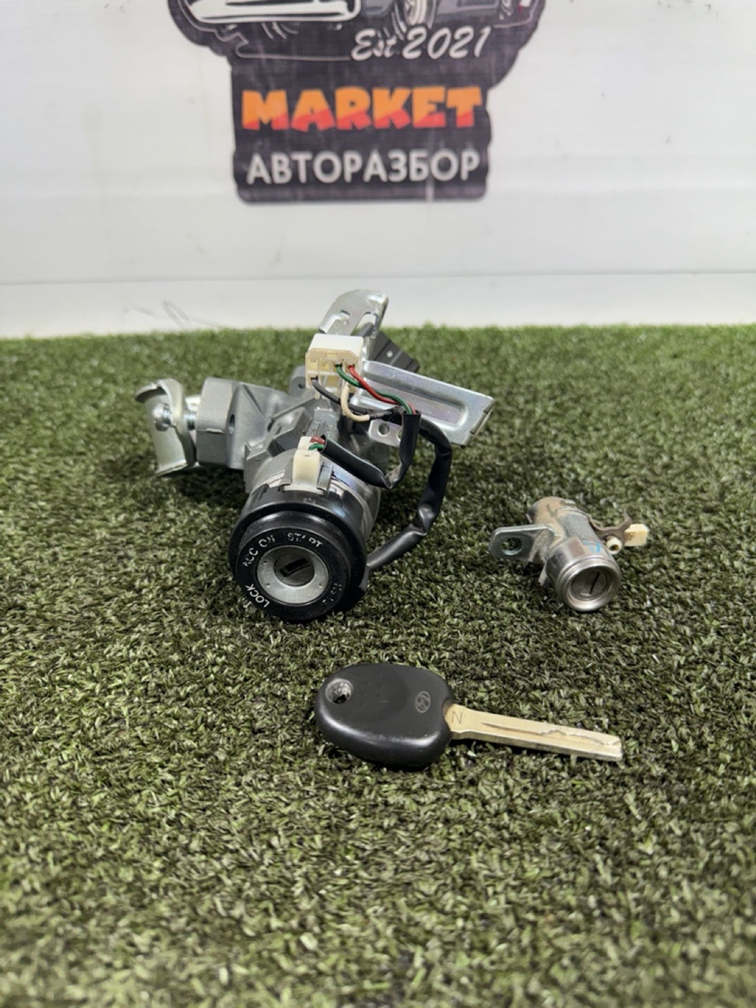 https://gcs.partsauto.market/rn-stockpro.appspot.com/thmbs/userImages/7493bedda53ffbba18042670cc6fed05/part/6897ef25-9048-4cf7-b063-fd44d028c160_1739548870870.jpg