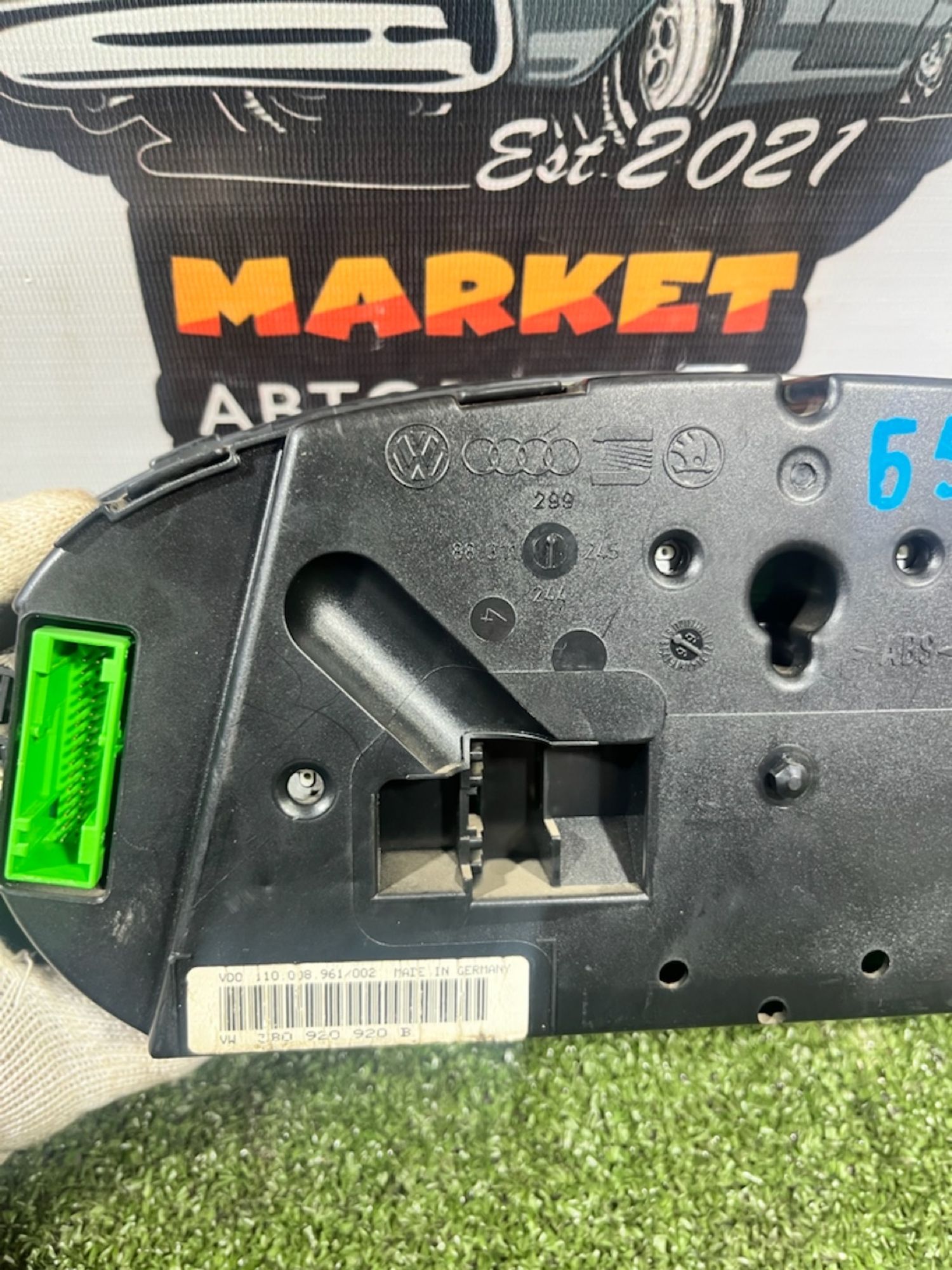 https://gcs.partsauto.market/rn-stockpro.appspot.com/thmbs/userImages/7493bedda53ffbba18042670cc6fed05/part/68988857-b4ab-404c-8904-b0967e7b4eb9_1733917959177.jpg