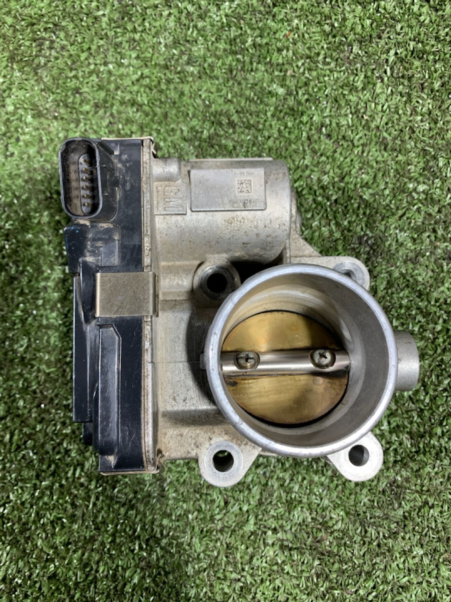 https://gcs.partsauto.market/rn-stockpro.appspot.com/thmbs/userImages/7493bedda53ffbba18042670cc6fed05/part/6b61d767-b5d1-4a69-8fc5-ff8cccce7a8d_1733743249311.jpg