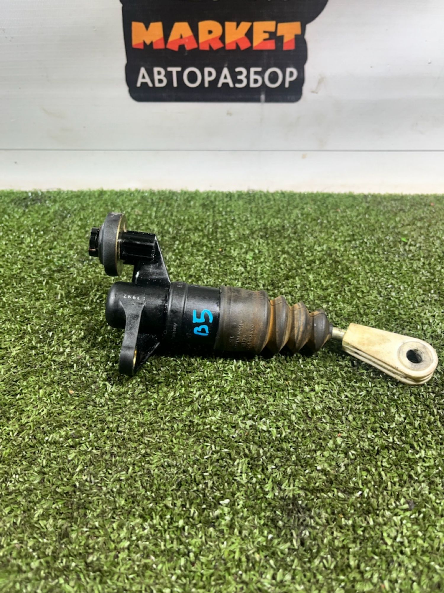 https://gcs.partsauto.market/rn-stockpro.appspot.com/thmbs/userImages/7493bedda53ffbba18042670cc6fed05/part/6bf46bf7-08dd-47f2-bdbe-2e1ba9bde1f6_1734092367156.jpg