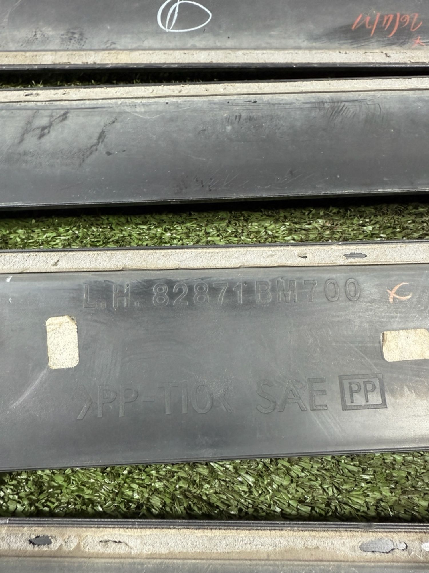 https://gcs.partsauto.market/rn-stockpro.appspot.com/thmbs/userImages/7493bedda53ffbba18042670cc6fed05/part/6c065d45-f965-4de1-b382-a1e9694269af_1743163431154.jpg