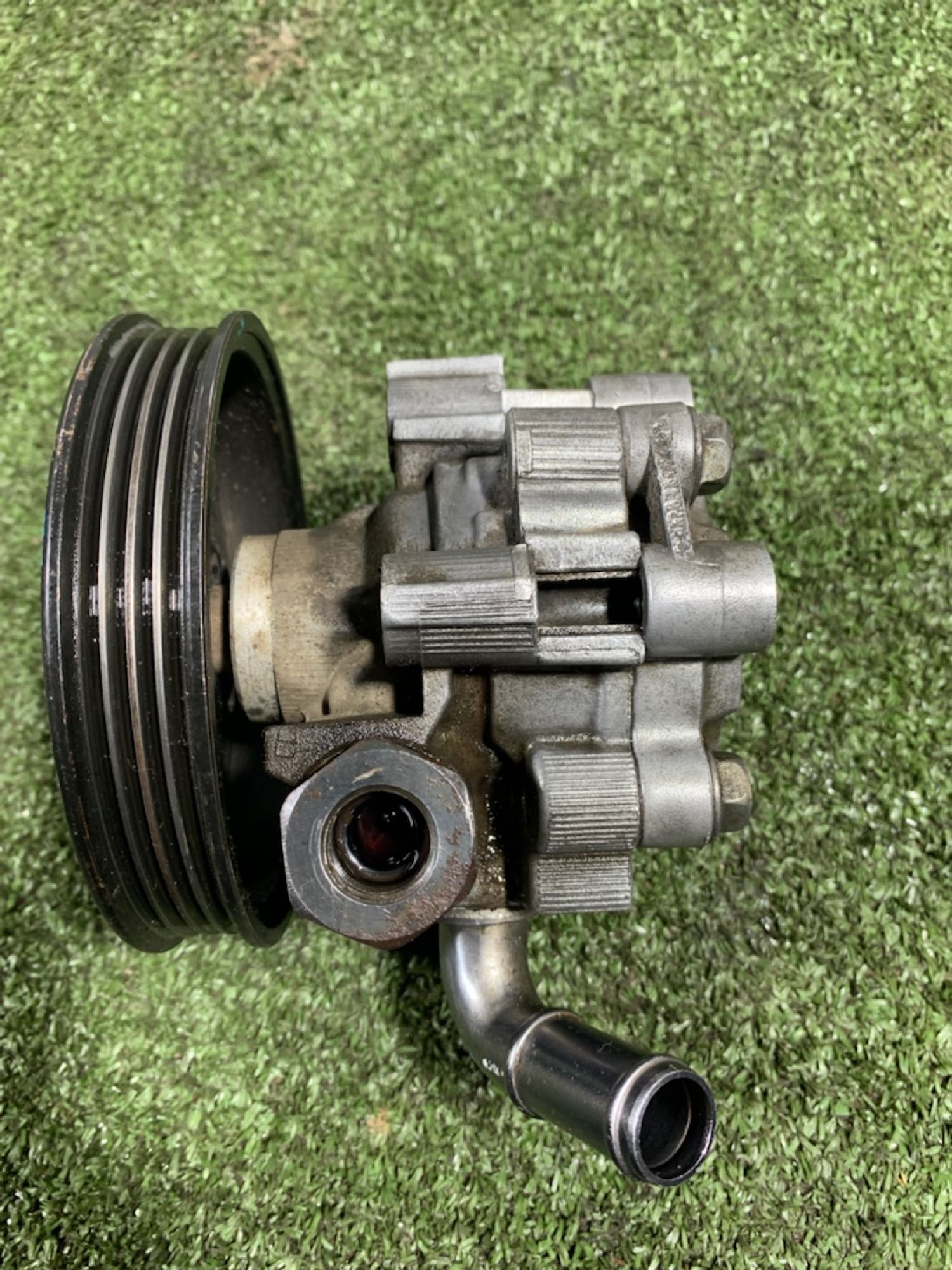 https://gcs.partsauto.market/rn-stockpro.appspot.com/thmbs/userImages/7493bedda53ffbba18042670cc6fed05/part/6d742529-8a0c-4894-936a-e3d2c2f6dbf6_1733741439979.jpg