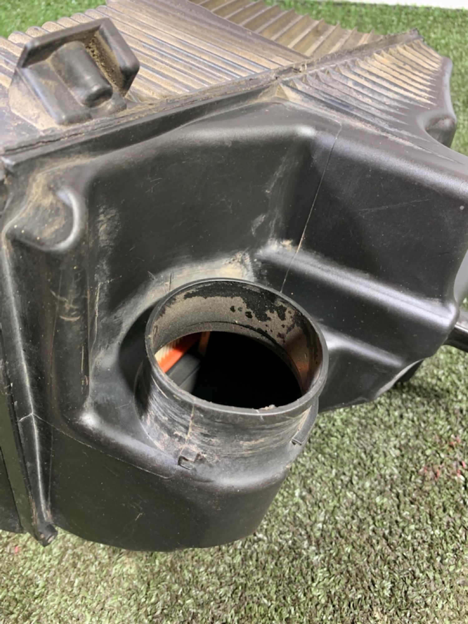https://gcs.partsauto.market/rn-stockpro.appspot.com/thmbs/userImages/7493bedda53ffbba18042670cc6fed05/part/6e9bf159-c1d9-469d-a239-8515a0e63e54_1739255815804.jpg