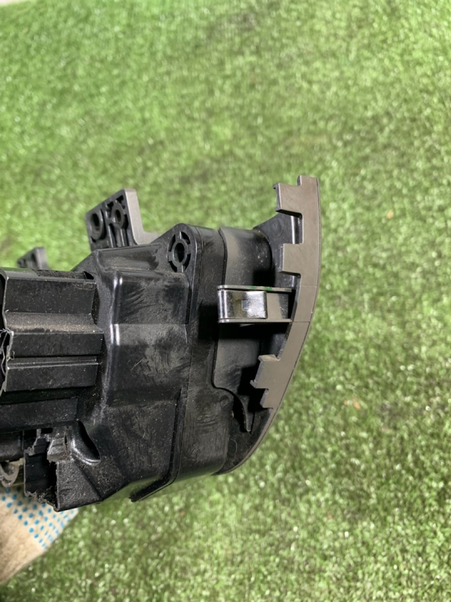 https://gcs.partsauto.market/rn-stockpro.appspot.com/thmbs/userImages/7493bedda53ffbba18042670cc6fed05/part/71be6f7c-5e41-4591-bfdd-2f3f20567a8d_1733481819752.jpg