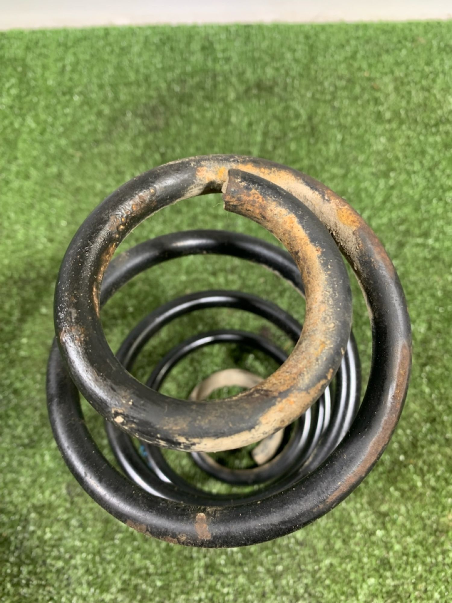 https://gcs.partsauto.market/rn-stockpro.appspot.com/thmbs/userImages/7493bedda53ffbba18042670cc6fed05/part/7383179c-756c-468b-a563-4b6b7fe36bfd_1733825512135.jpg
