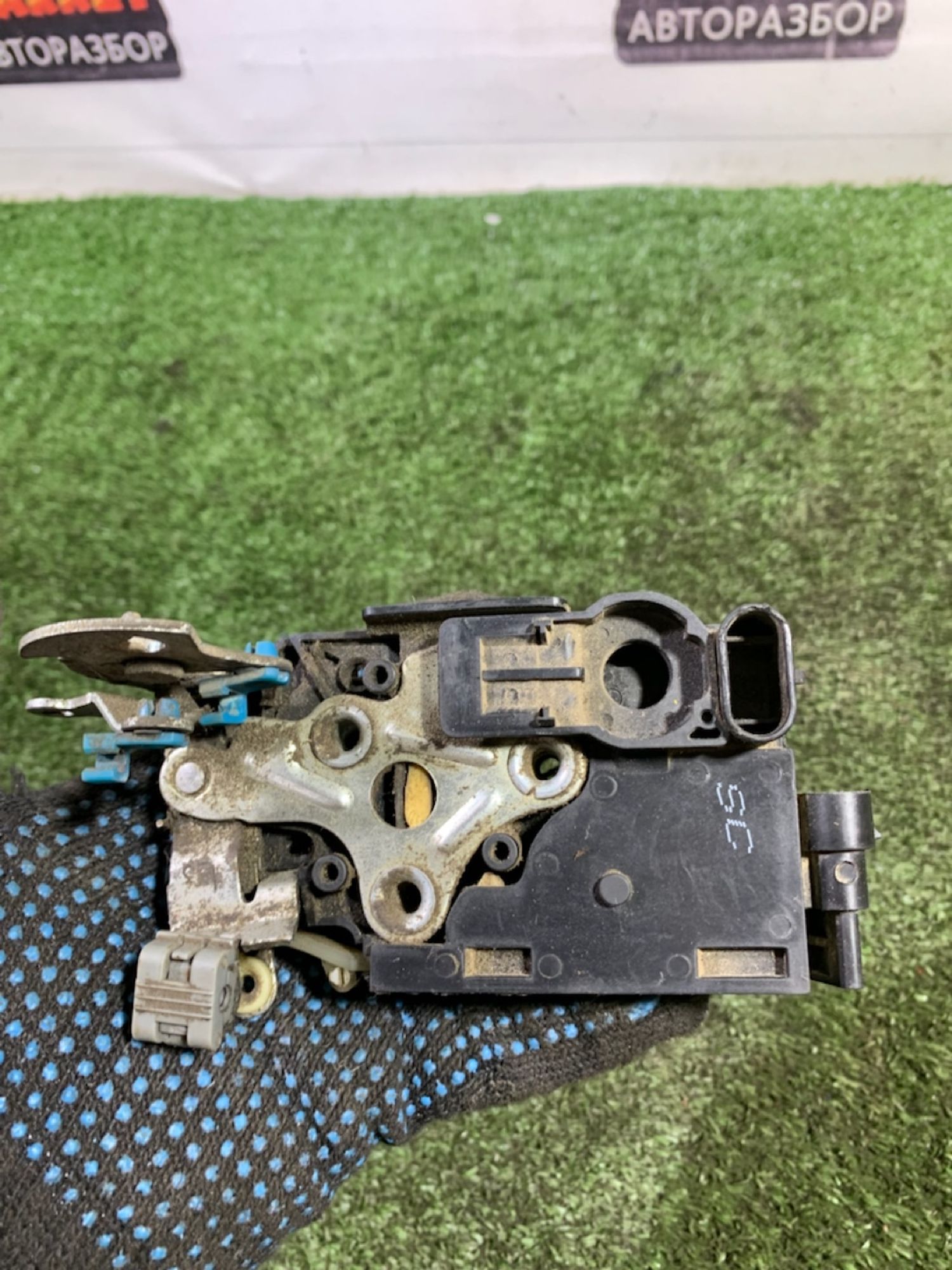https://gcs.partsauto.market/rn-stockpro.appspot.com/thmbs/userImages/7493bedda53ffbba18042670cc6fed05/part/7ad7d37b-a01d-4116-ab2e-53e306a49549_1743749661145.jpg