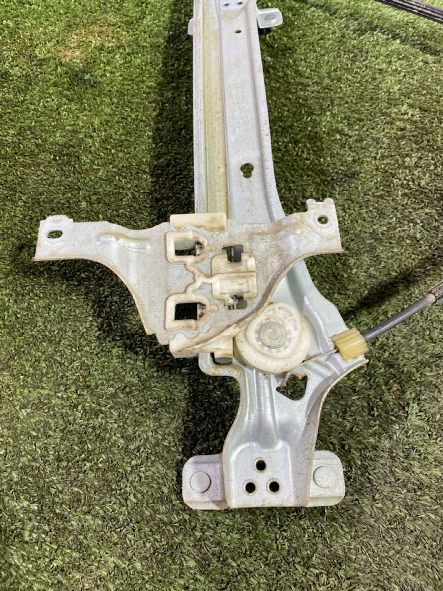 https://gcs.partsauto.market/rn-stockpro.appspot.com/thmbs/userImages/7493bedda53ffbba18042670cc6fed05/part/8217a1f1-073c-4edc-b6f5-38e40b5ee87e_1748615786106.jpg