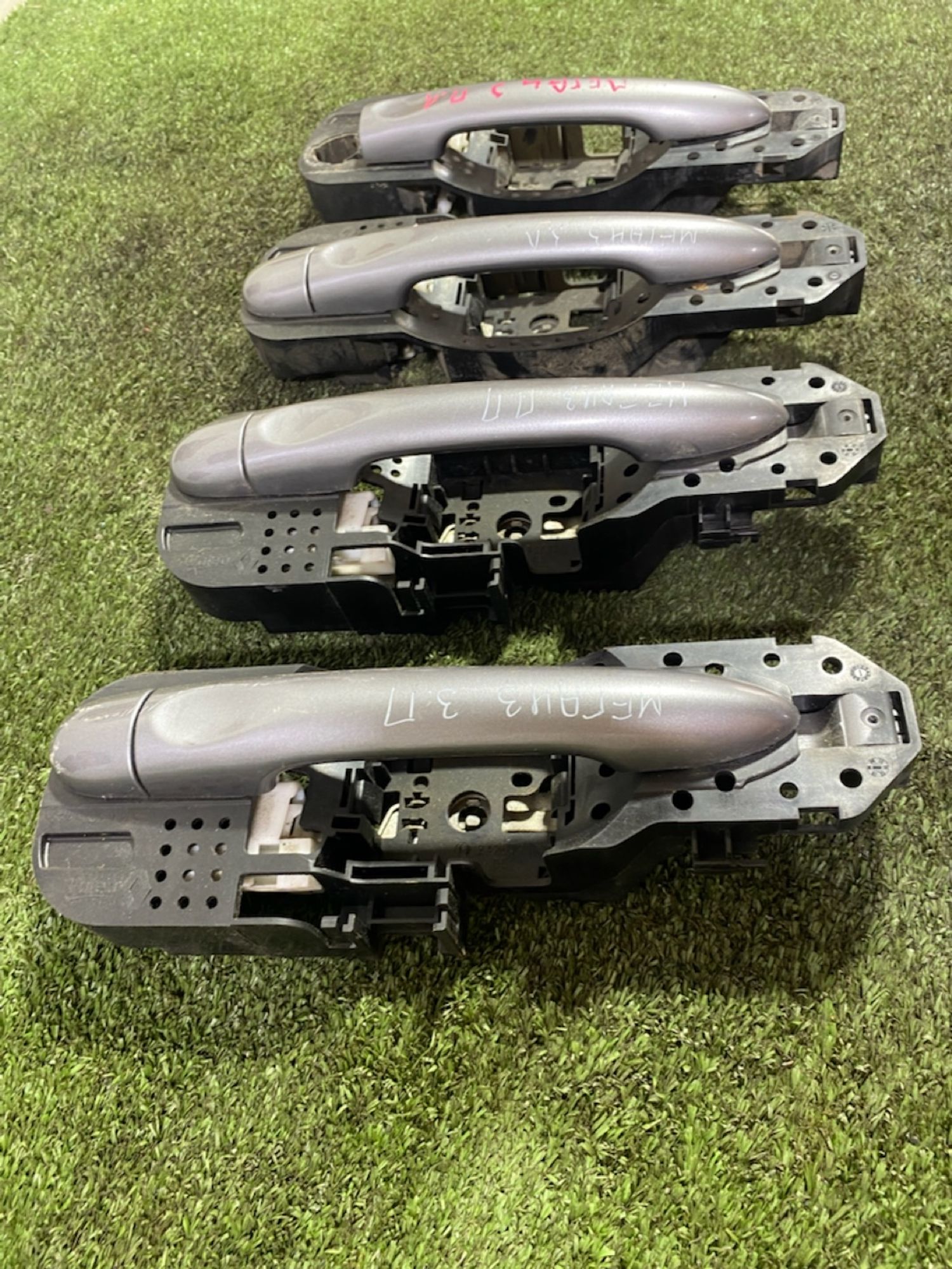 https://gcs.partsauto.market/rn-stockpro.appspot.com/thmbs/userImages/7493bedda53ffbba18042670cc6fed05/part/82da4509-1746-43f8-a6ef-ea1c02d157b3_1748595309231.jpg