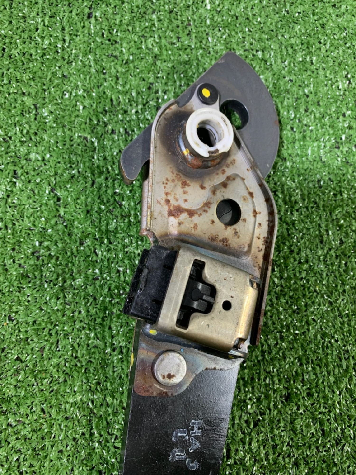 https://gcs.partsauto.market/rn-stockpro.appspot.com/thmbs/userImages/7493bedda53ffbba18042670cc6fed05/part/83010b2b-41ca-468e-89d1-49b01101aa06_1732713868421.jpg