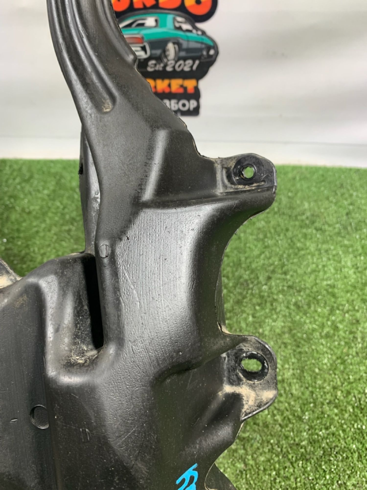 https://gcs.partsauto.market/rn-stockpro.appspot.com/thmbs/userImages/7493bedda53ffbba18042670cc6fed05/part/863a4822-5a95-4dd0-a29d-dbcc788dd019_1733742291595.jpg