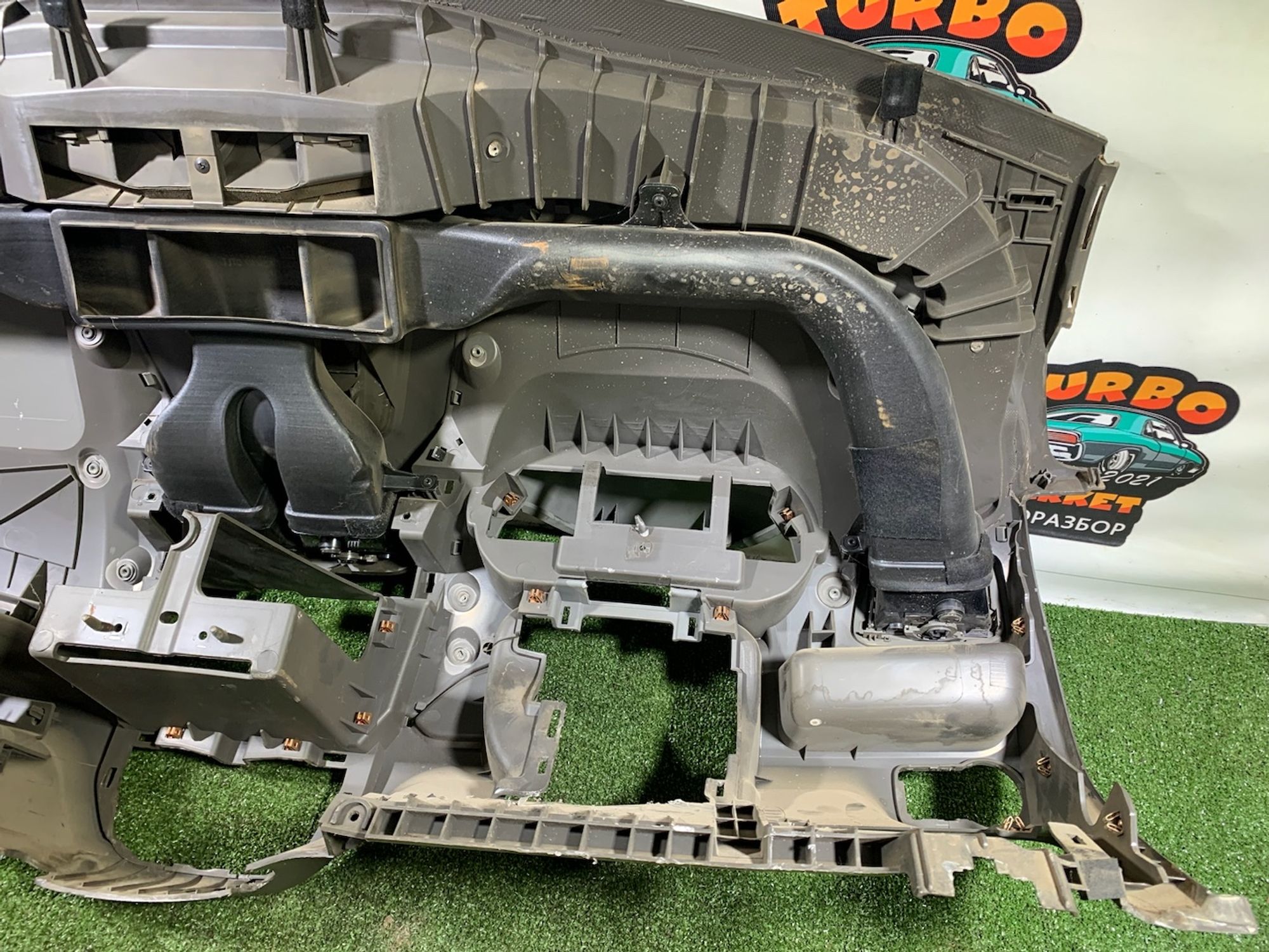 https://gcs.partsauto.market/rn-stockpro.appspot.com/thmbs/userImages/7493bedda53ffbba18042670cc6fed05/part/86598a8b-0e90-4630-90a1-c4ee3c658ff6_1733739616833.jpg