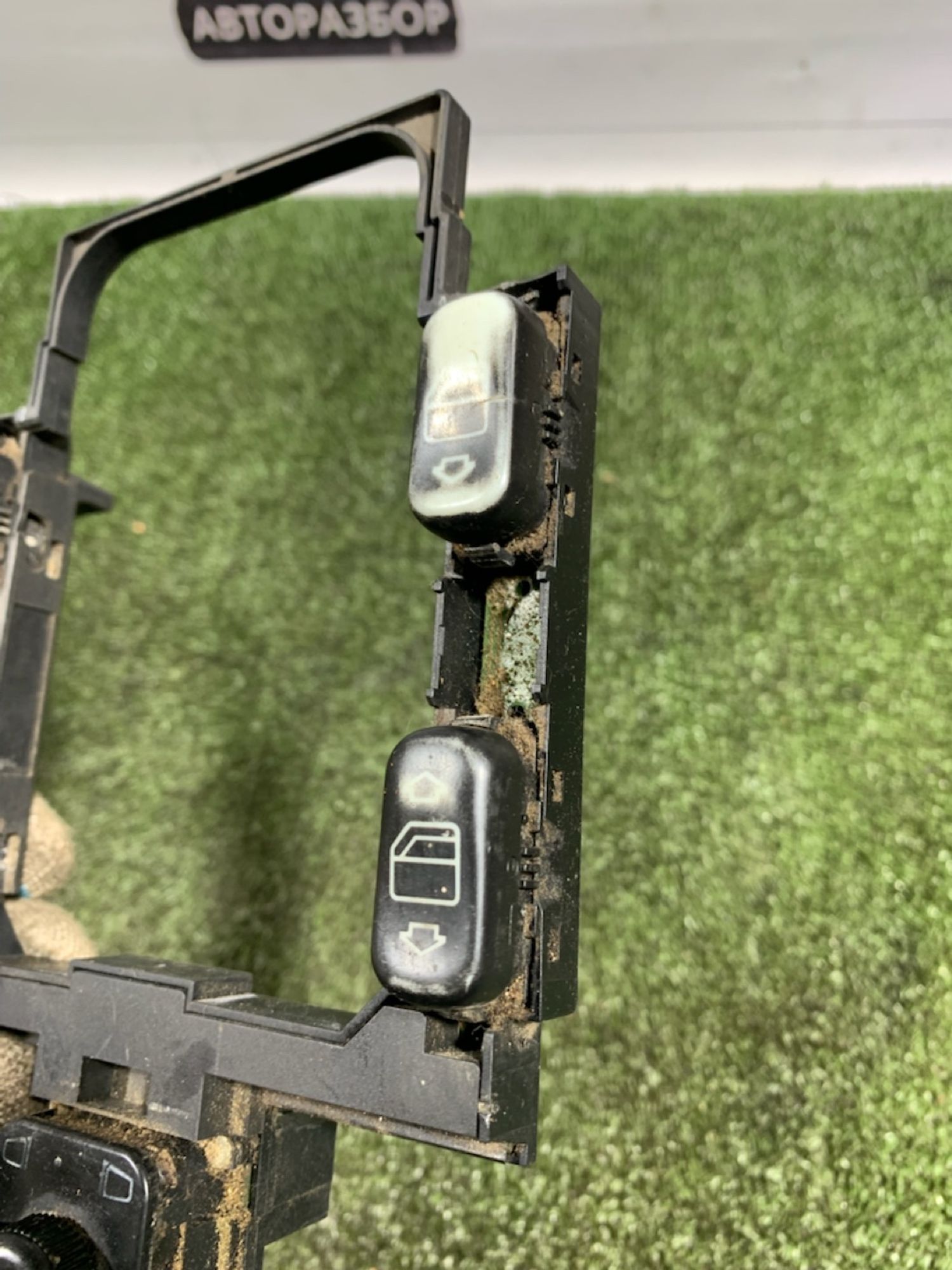 https://gcs.partsauto.market/rn-stockpro.appspot.com/thmbs/userImages/7493bedda53ffbba18042670cc6fed05/part/88f5b9a1-2437-4e47-8f1f-a6aacc086460_1736410971270.jpg
