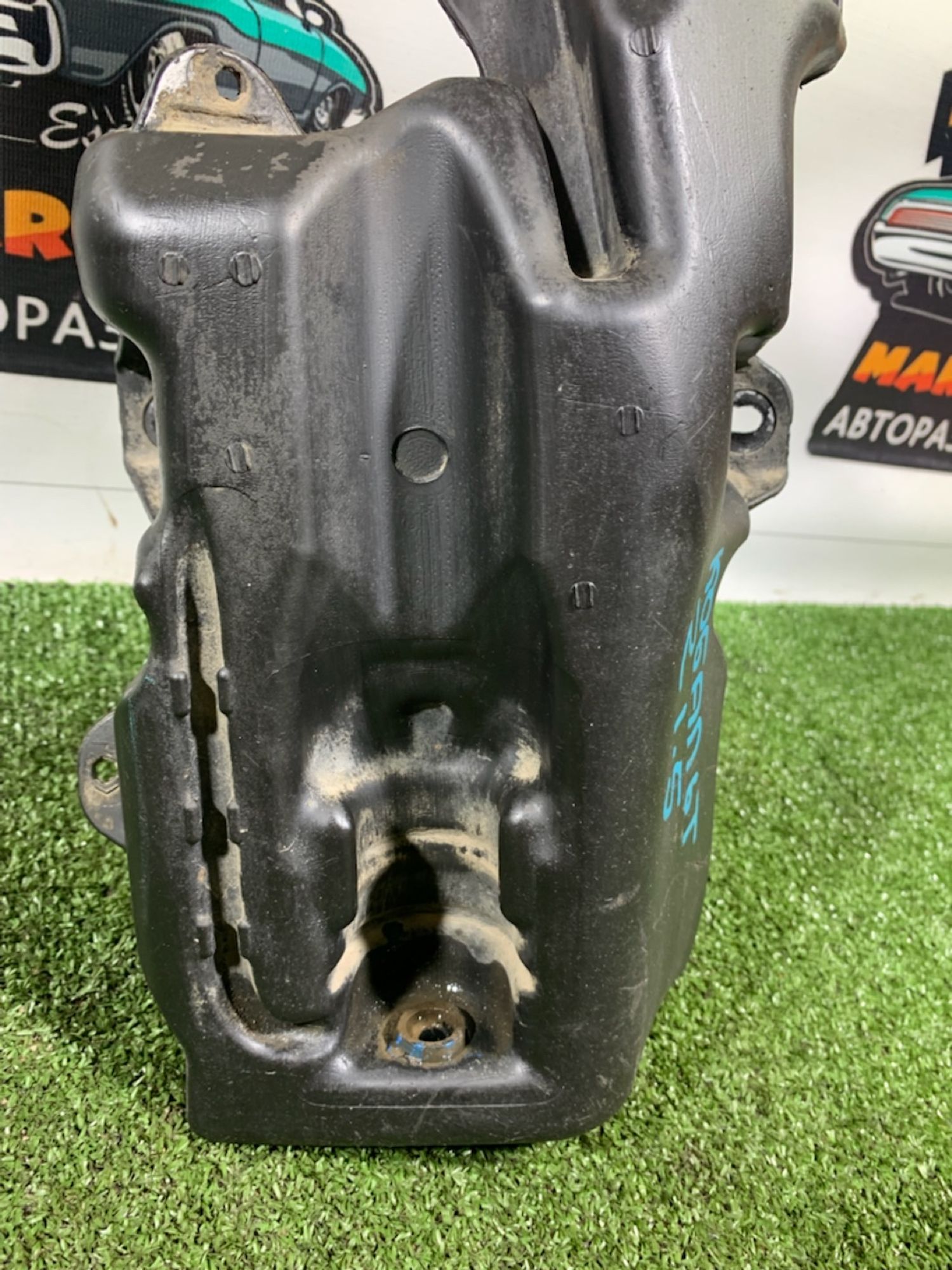 https://gcs.partsauto.market/rn-stockpro.appspot.com/thmbs/userImages/7493bedda53ffbba18042670cc6fed05/part/89de88c9-2350-440f-be44-5dccc9d271e3_1733742288798.jpg