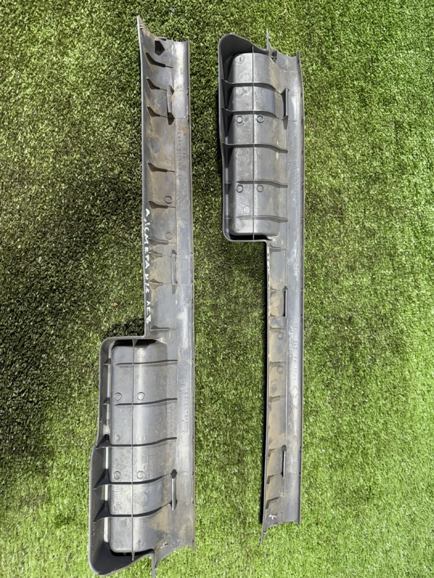 https://gcs.partsauto.market/rn-stockpro.appspot.com/thmbs/userImages/7493bedda53ffbba18042670cc6fed05/part/91de75b9-6f37-4dda-8c38-c76a71b968ee_1743592299647.jpg