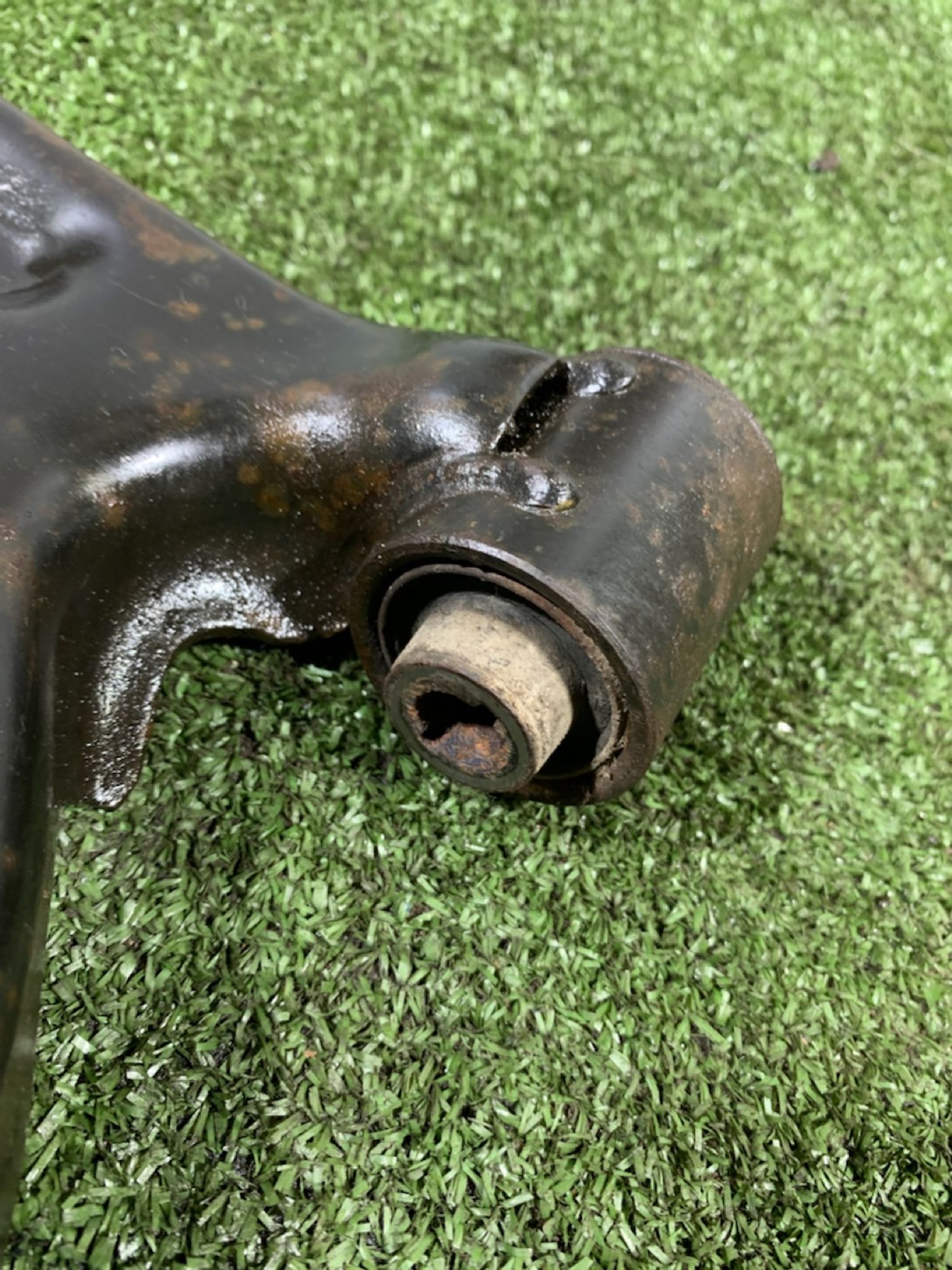 https://gcs.partsauto.market/rn-stockpro.appspot.com/thmbs/userImages/7493bedda53ffbba18042670cc6fed05/part/941f0be0-bfb8-4113-8ca7-5ff9a81ee064_1733817766408.jpg