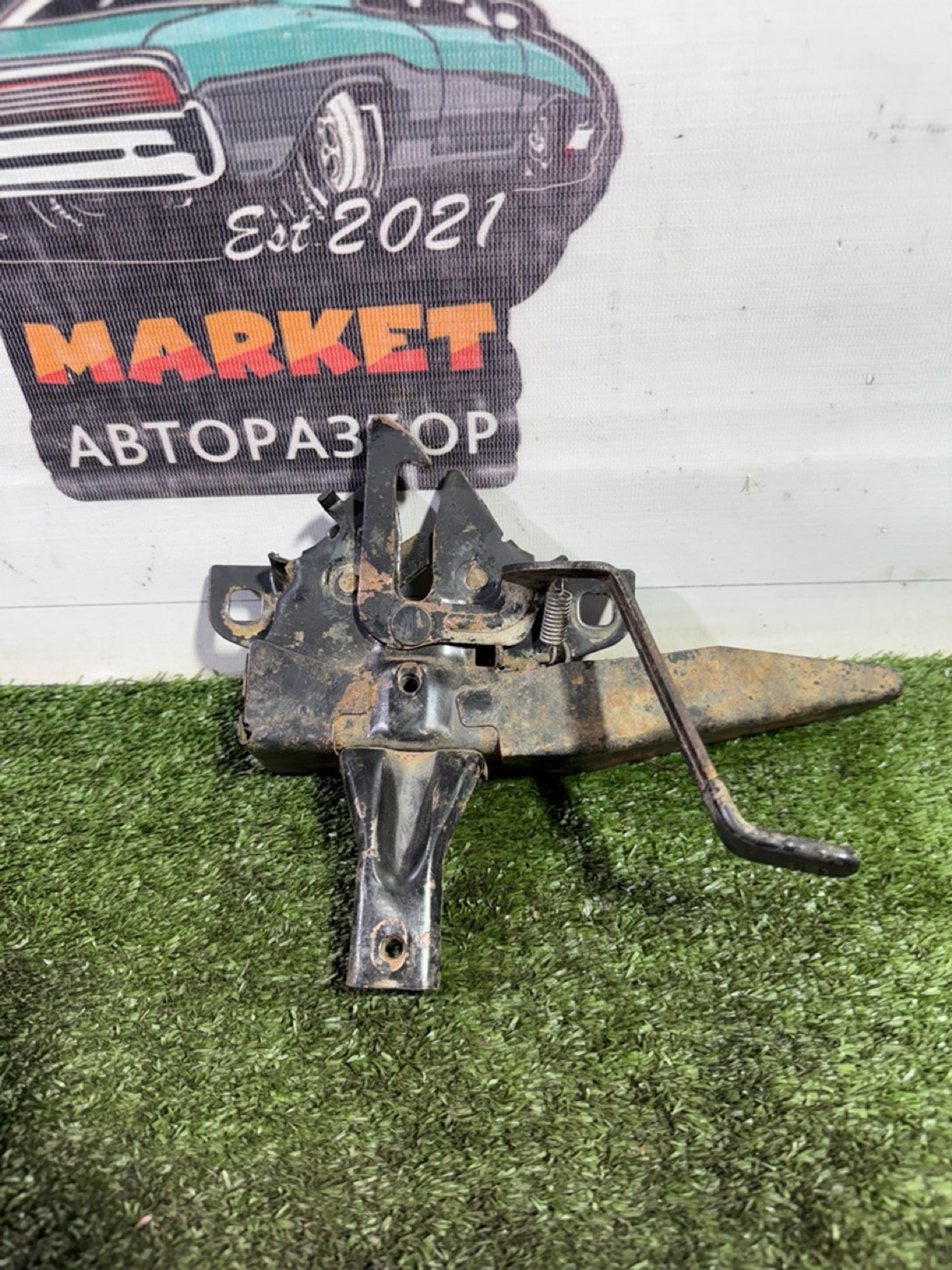 https://gcs.partsauto.market/rn-stockpro.appspot.com/thmbs/userImages/7493bedda53ffbba18042670cc6fed05/part/96a85d83-aed5-4474-9675-718faaf32ea2_1747898687709.jpg
