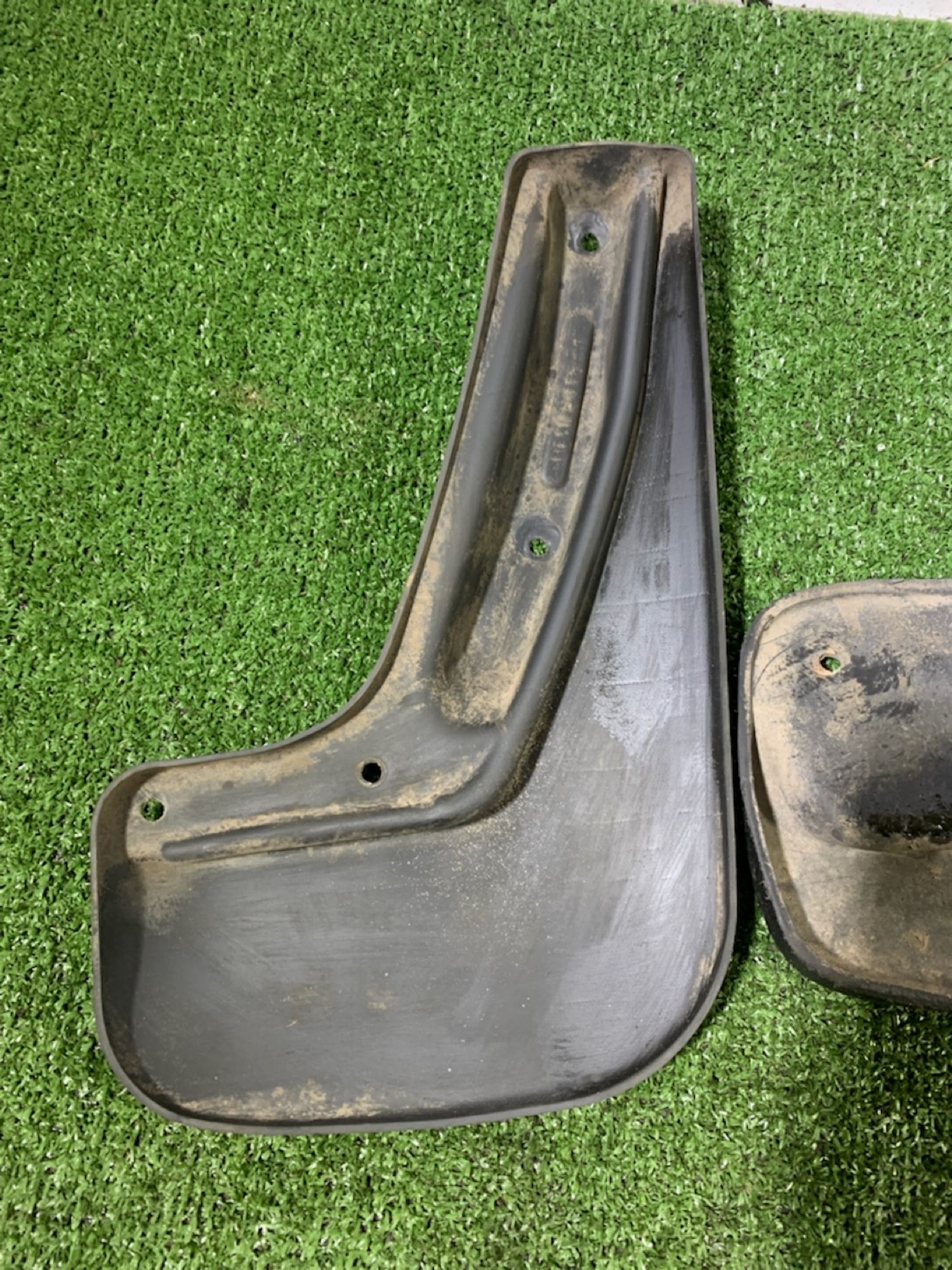 https://gcs.partsauto.market/rn-stockpro.appspot.com/thmbs/userImages/7493bedda53ffbba18042670cc6fed05/part/981636aa-274d-494d-b192-a3b278fa9165_1733732293982.jpg