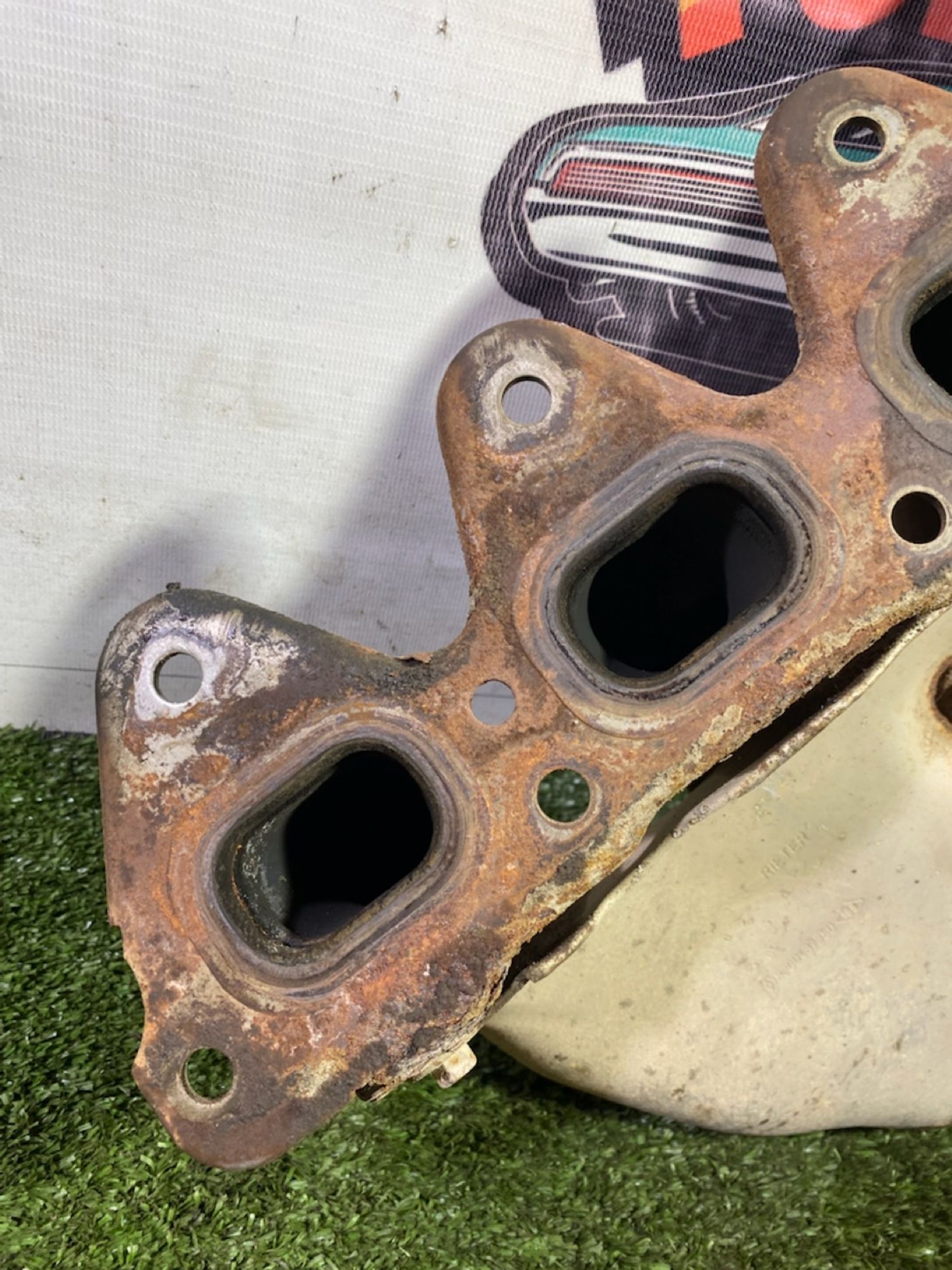 https://gcs.partsauto.market/rn-stockpro.appspot.com/thmbs/userImages/7493bedda53ffbba18042670cc6fed05/part/9864b328-3cb5-4a39-a96f-31fd6a2de5f9_1748873983352.jpg