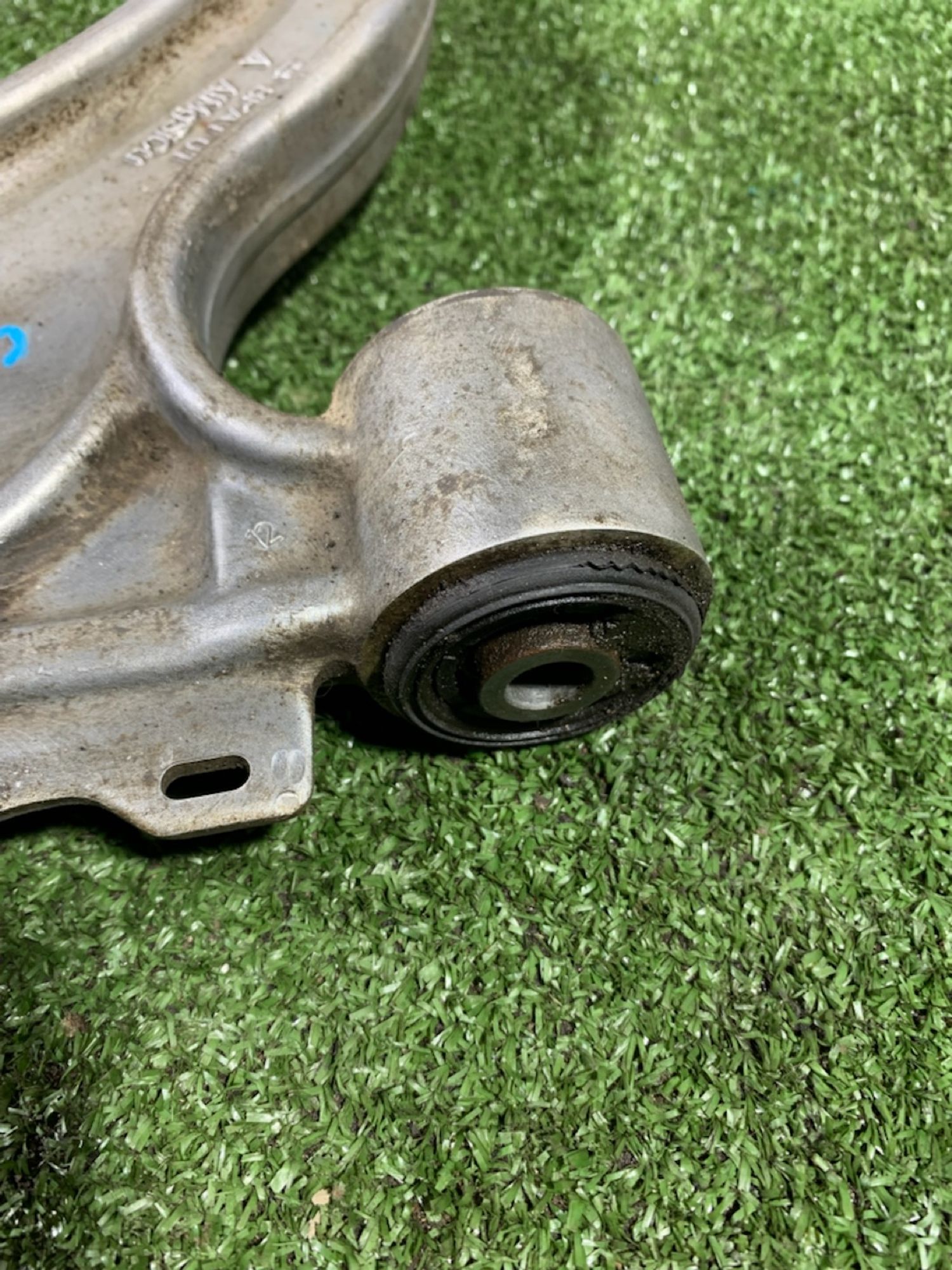 https://gcs.partsauto.market/rn-stockpro.appspot.com/thmbs/userImages/7493bedda53ffbba18042670cc6fed05/part/9a5095c3-248a-46b9-8ba9-418075e4bc8b_1732866192476.jpg