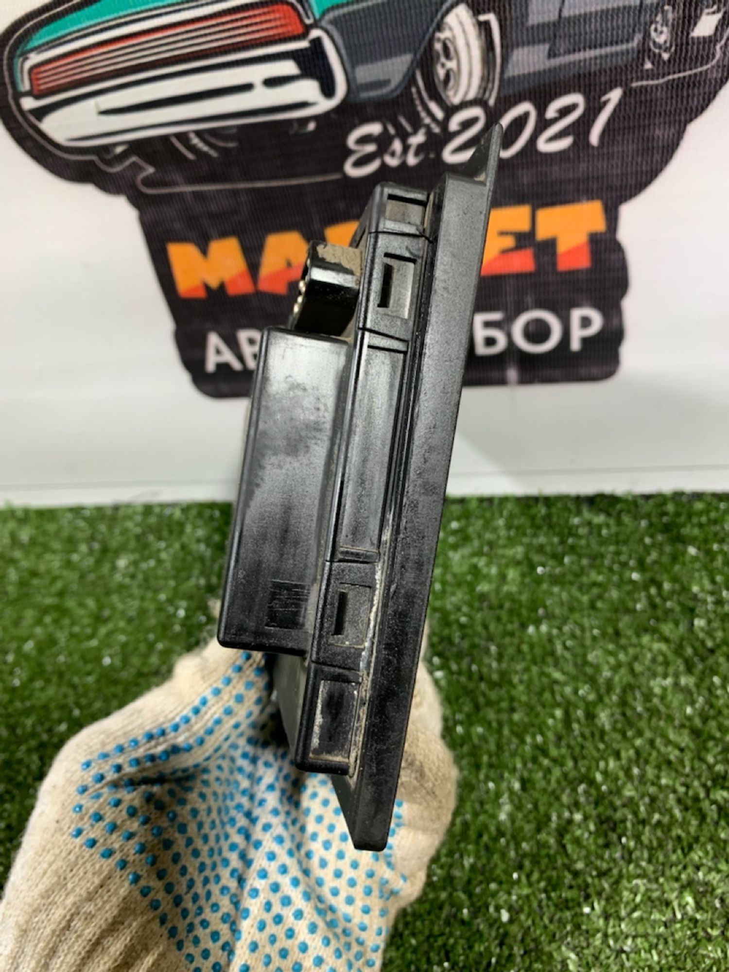 https://gcs.partsauto.market/rn-stockpro.appspot.com/thmbs/userImages/7493bedda53ffbba18042670cc6fed05/part/9b2c2081-a8f8-43aa-9c67-42153494d595_1736771968774.jpg