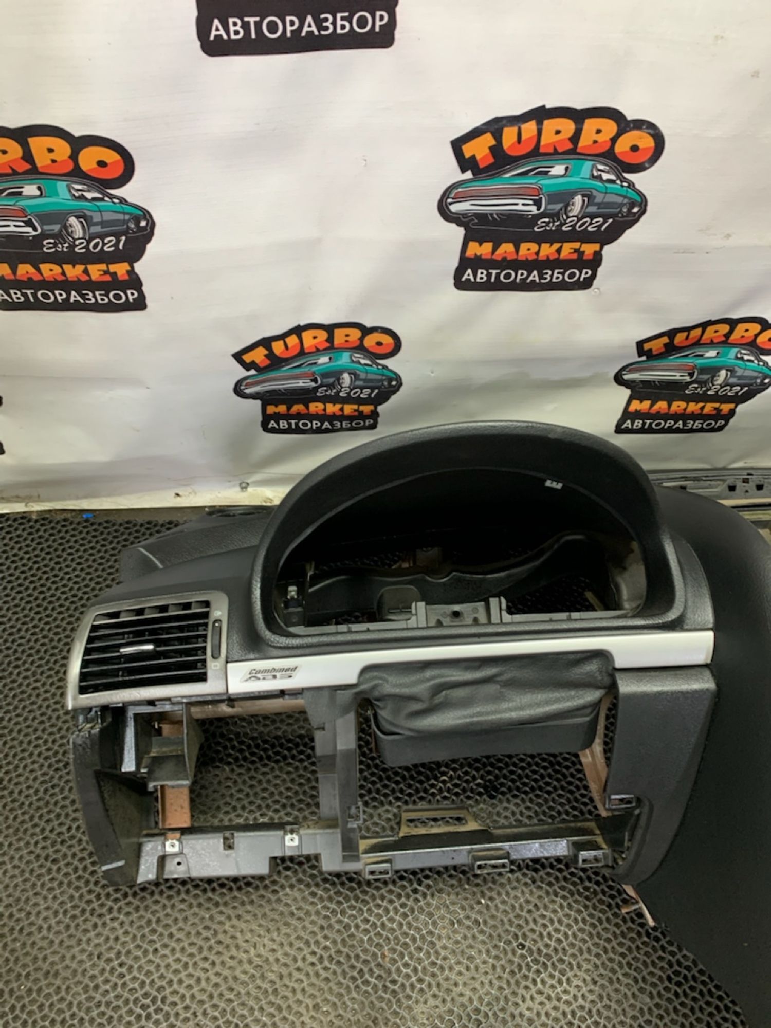 https://gcs.partsauto.market/rn-stockpro.appspot.com/thmbs/userImages/7493bedda53ffbba18042670cc6fed05/part/a215185c-3448-4b81-b2ee-5729cbe65a24_1742209850298.jpg