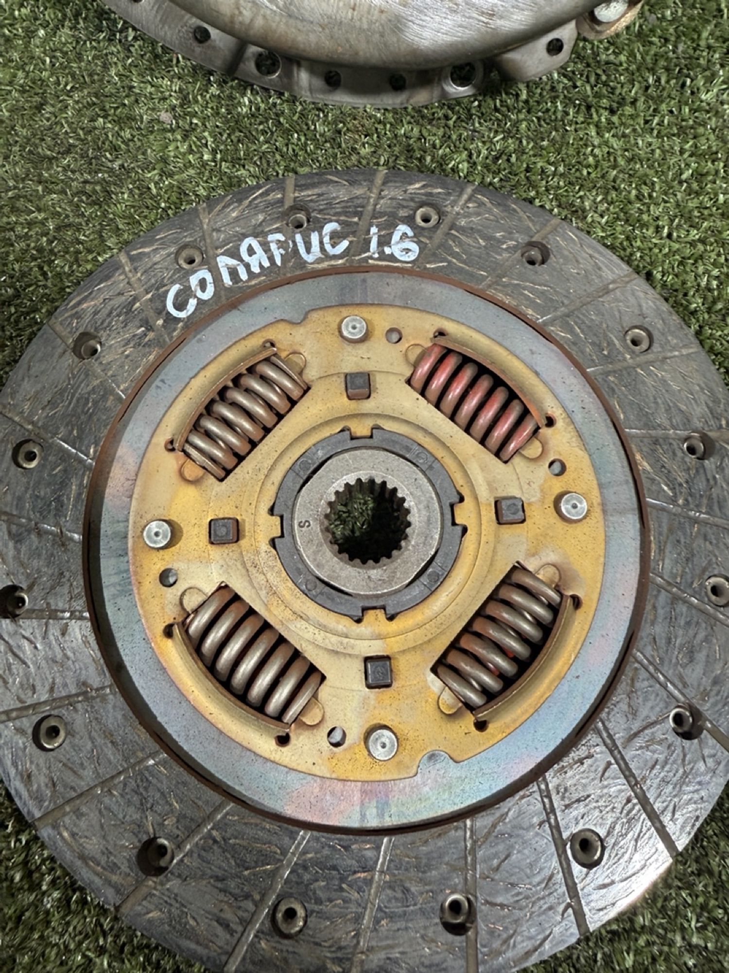 https://gcs.partsauto.market/rn-stockpro.appspot.com/thmbs/userImages/7493bedda53ffbba18042670cc6fed05/part/a30a1fbf-d348-4f87-94fb-22bbaa386091_1739888303434.jpg