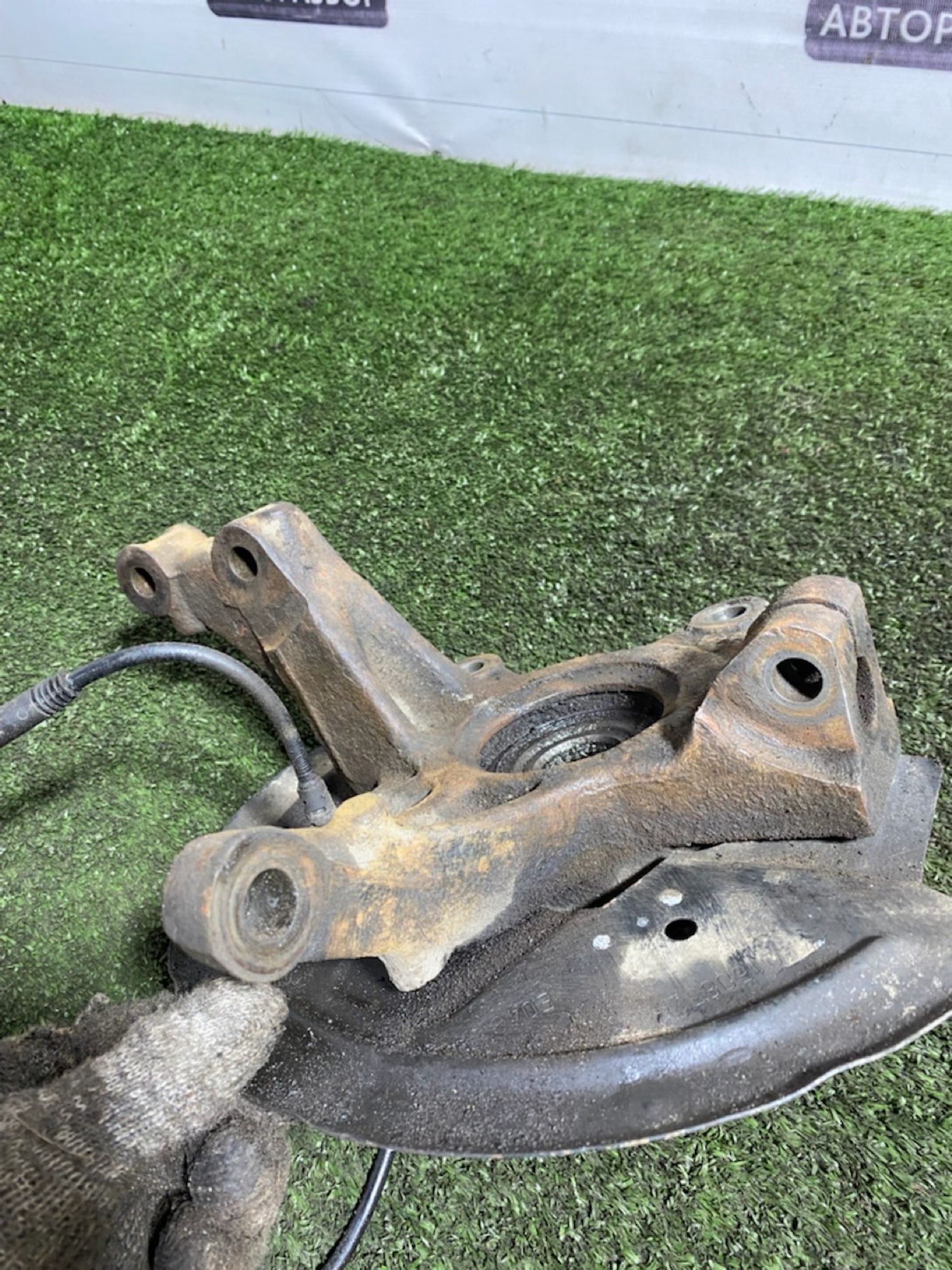 https://gcs.partsauto.market/rn-stockpro.appspot.com/thmbs/userImages/7493bedda53ffbba18042670cc6fed05/part/a7a5c1e3-e655-46a4-a0a8-907072cd57d8_1746452999488.jpg