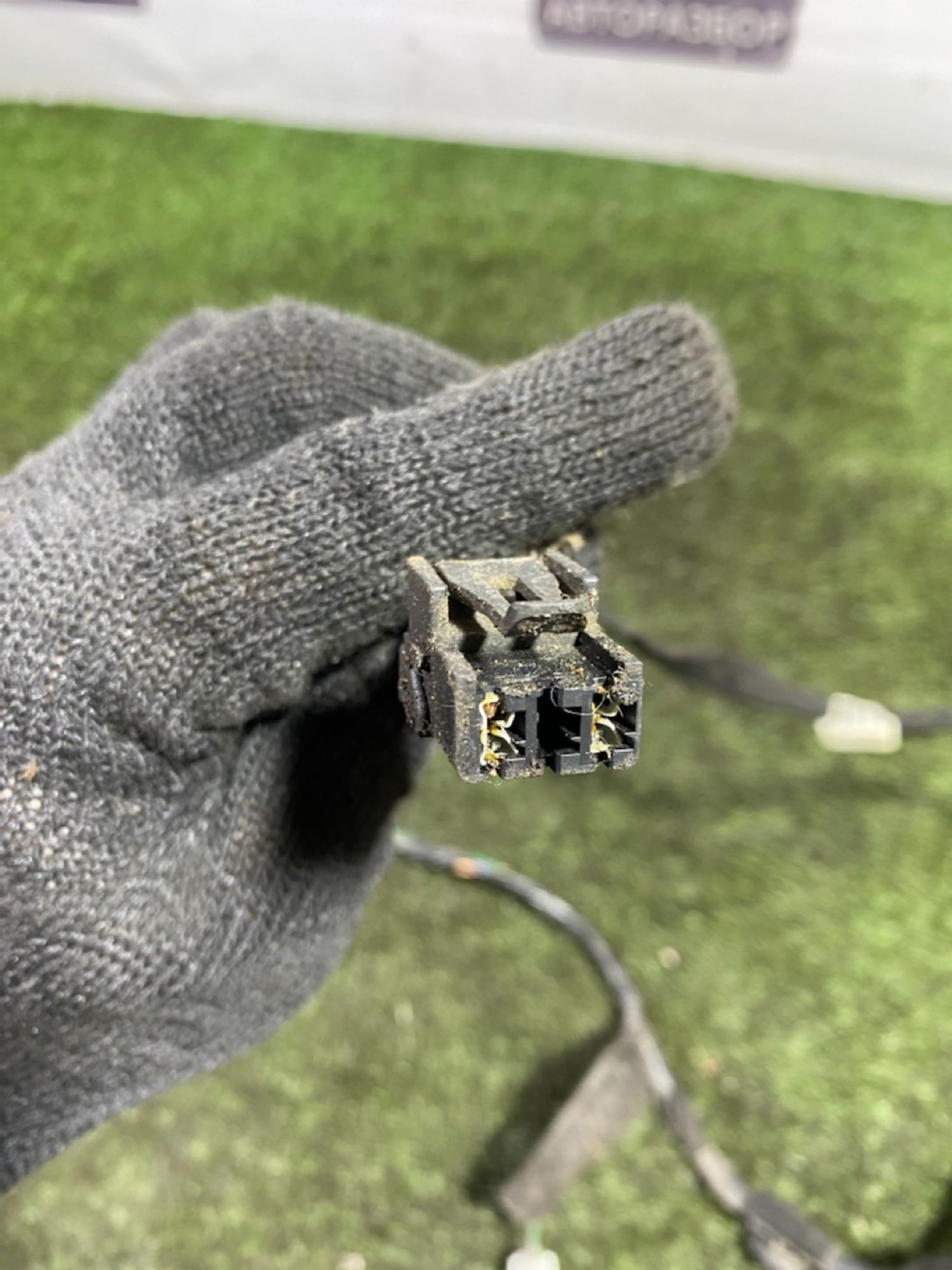 https://gcs.partsauto.market/rn-stockpro.appspot.com/thmbs/userImages/7493bedda53ffbba18042670cc6fed05/part/a7c1659f-e553-4ca2-b146-5eb2e39c680a_1747317384335.jpg