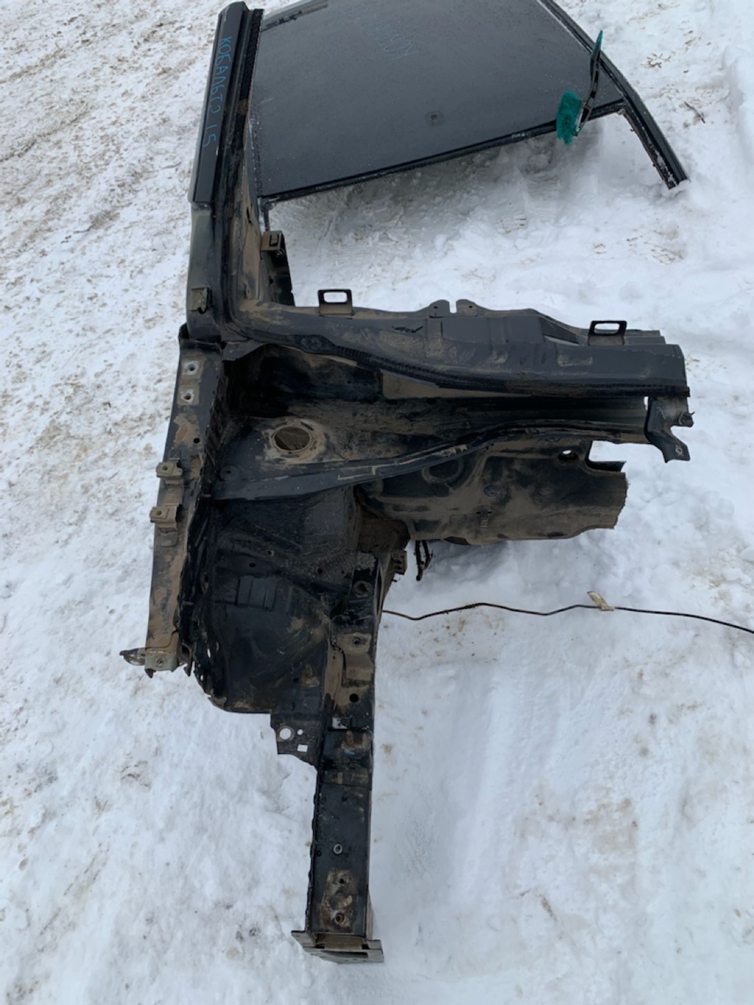 https://gcs.partsauto.market/rn-stockpro.appspot.com/thmbs/userImages/7493bedda53ffbba18042670cc6fed05/part/aaba12a3-b1df-4f1e-b650-700a4660a073_1733864832262.jpg
