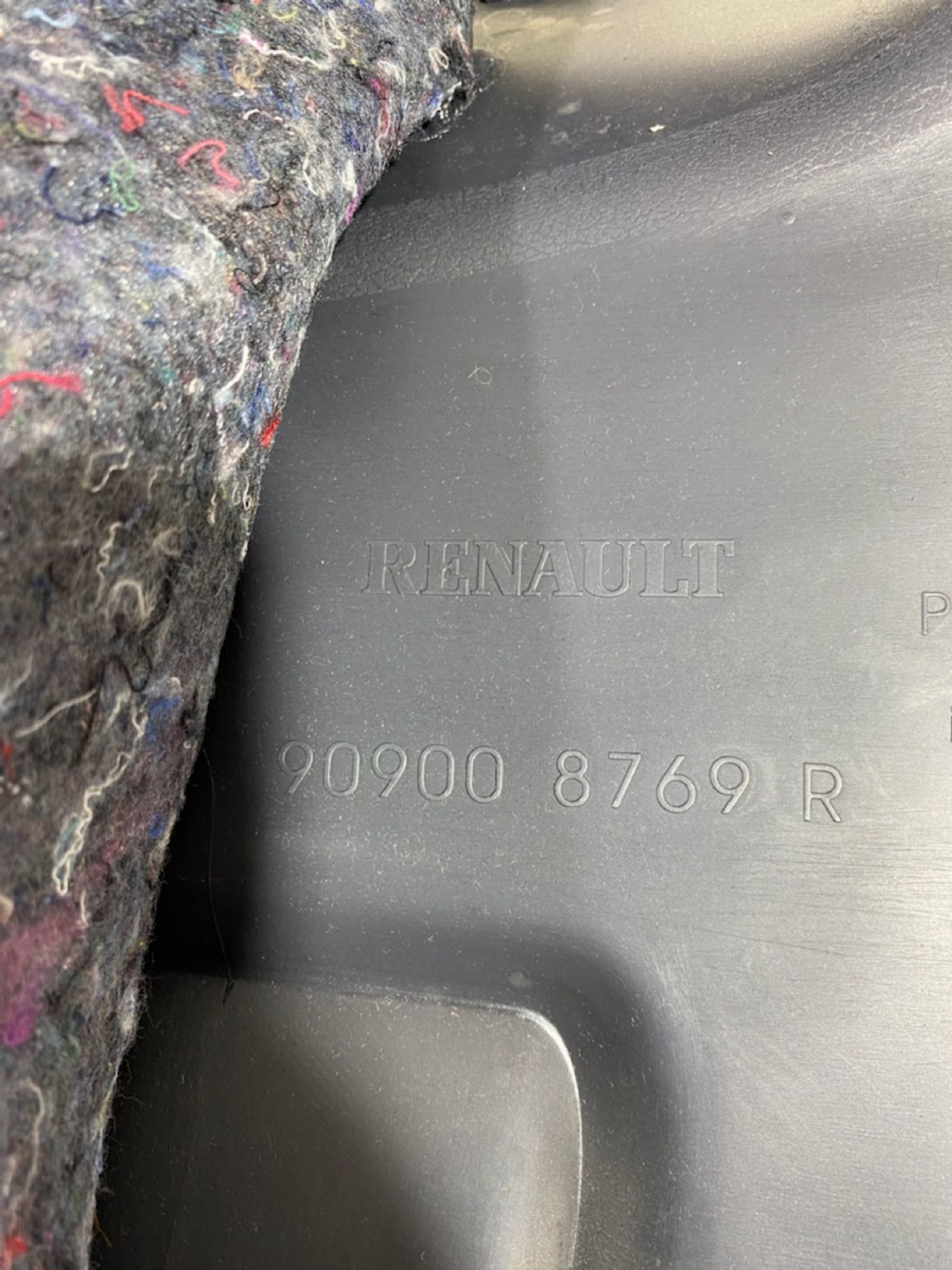 https://gcs.partsauto.market/rn-stockpro.appspot.com/thmbs/userImages/7493bedda53ffbba18042670cc6fed05/part/ac642611-9a70-4ac0-abe8-e62dba9004c2_1747384398319.jpg