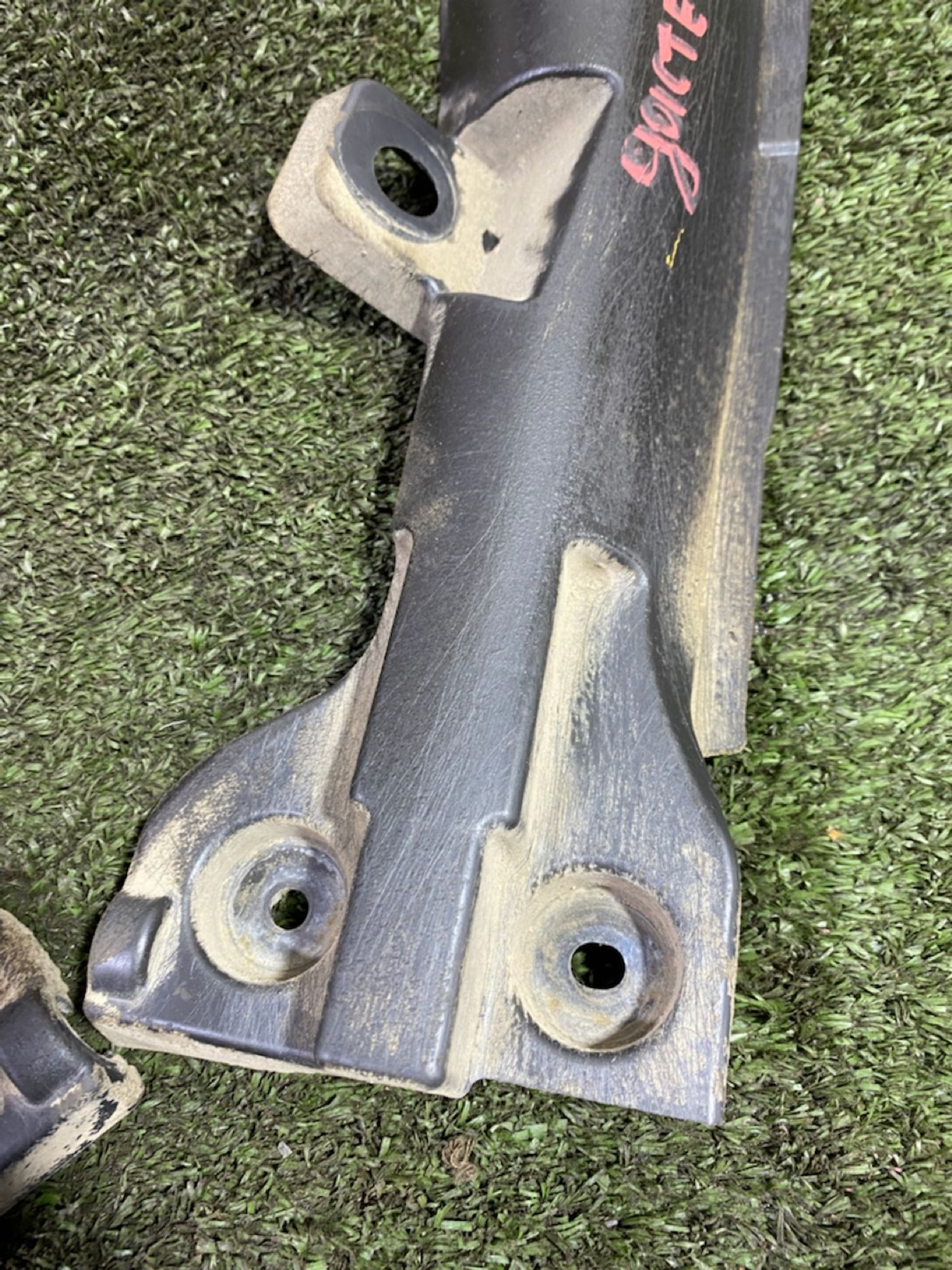 https://gcs.partsauto.market/rn-stockpro.appspot.com/thmbs/userImages/7493bedda53ffbba18042670cc6fed05/part/ad82ef93-7685-4289-8f4d-5562ad28bc97_1747403422148.jpg