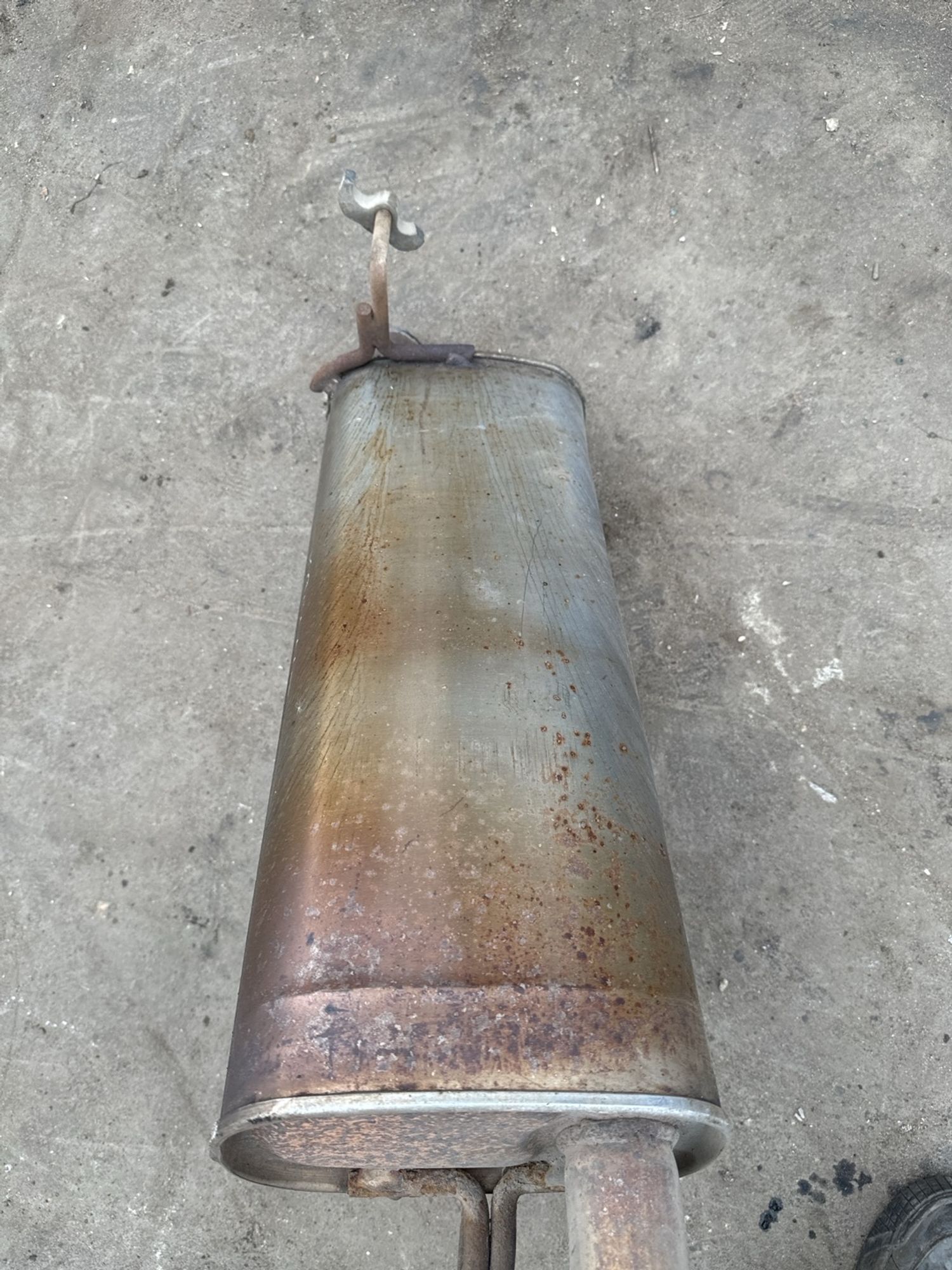 https://gcs.partsauto.market/rn-stockpro.appspot.com/thmbs/userImages/7493bedda53ffbba18042670cc6fed05/part/b0fc2d14-dfa1-4408-ae88-21cde19c0ea8_1743508130214.jpg